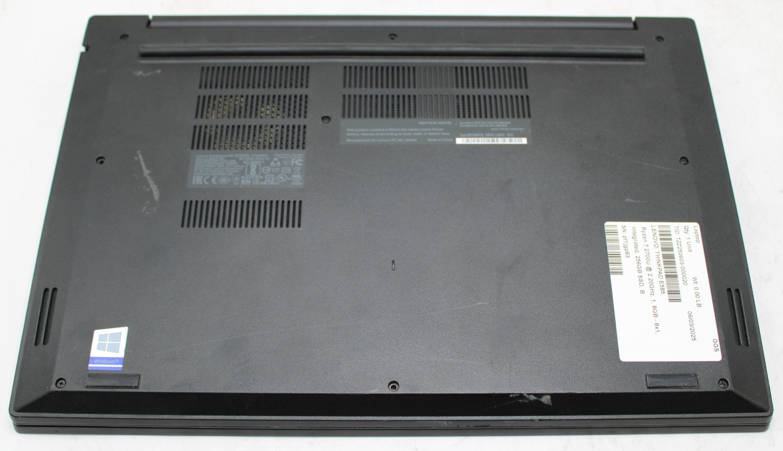 15.6″ Lenovo ThinkPad E585 Ryzen 7 2700U @ 2.20GHz 8GB RAM 256GB SSD Win 11 Pro