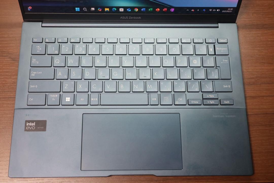 ASUS Zenbook 14 OLED Intel® Core™ Ultra 5 125H Notebook PC Hobby n135