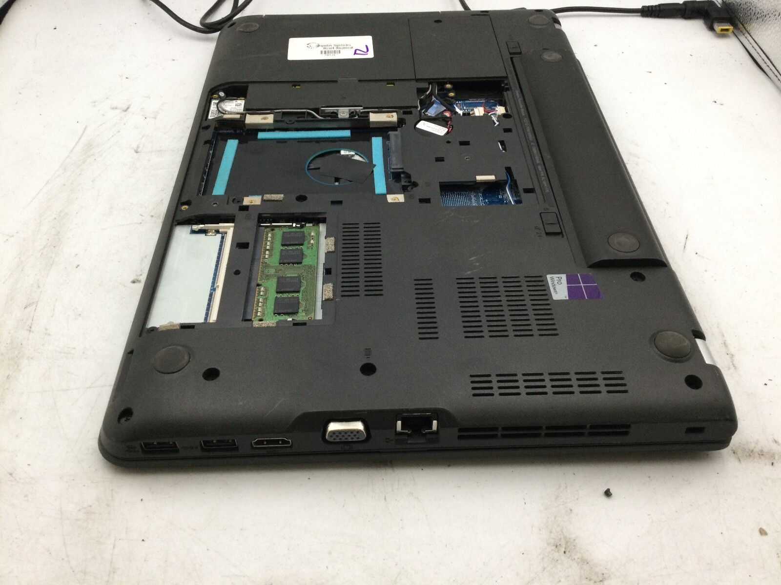 LENOVO THINKPAD E550 – BOOTS TO BIOS – INTEL I3 4005 – 4GB RAM – 15″ – READ – BB