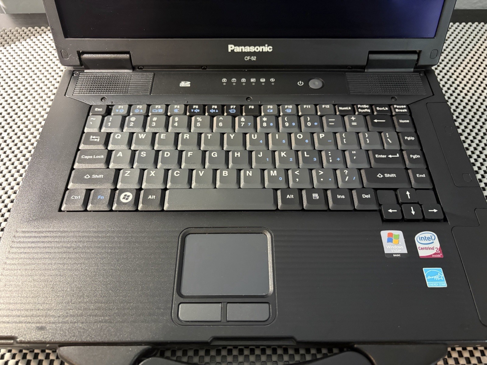 Panasonic Toughbook CF-52 Core 2 Duo P8400 2.26GHz 4GB 250GB SSD LTE WINDOWS 10P