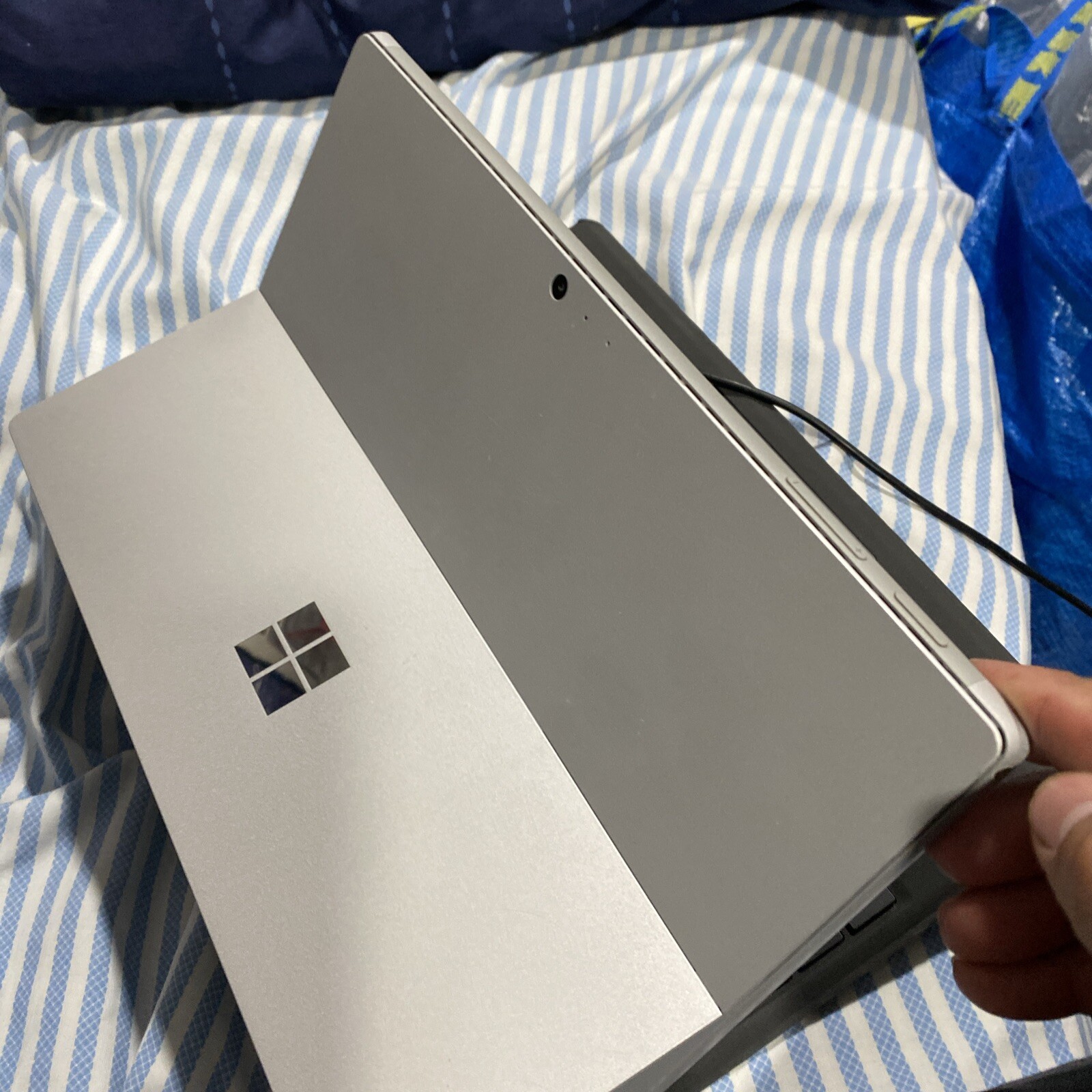 Microsoft Surface Pro 5 1796 12.3″ Core m3-7Y30 4GB RAM 128GB SSD W Keyboard