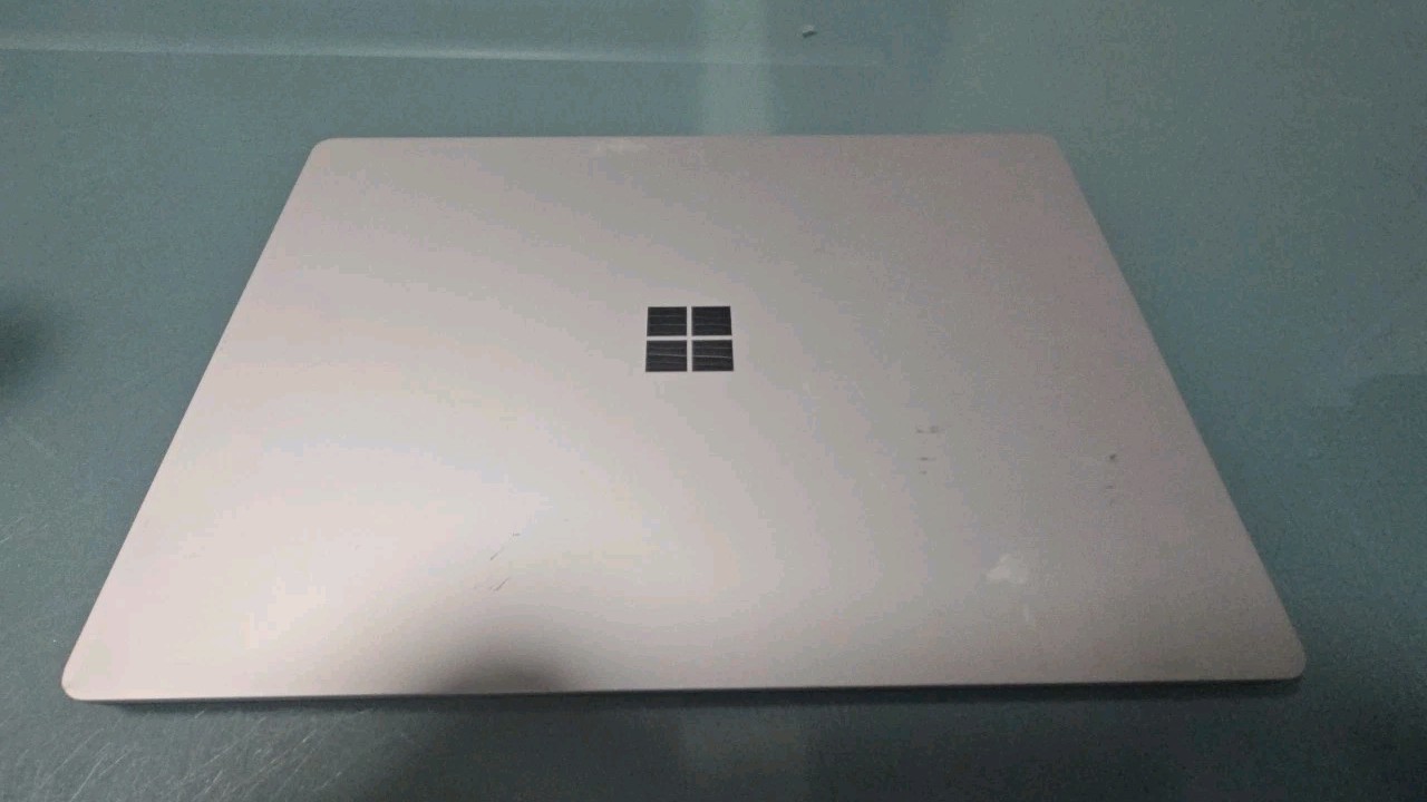 Microsoft Surface Laptop 2 13.5″ i7-8650U 16GB RAM 512GB SSD Windows 11 Home
