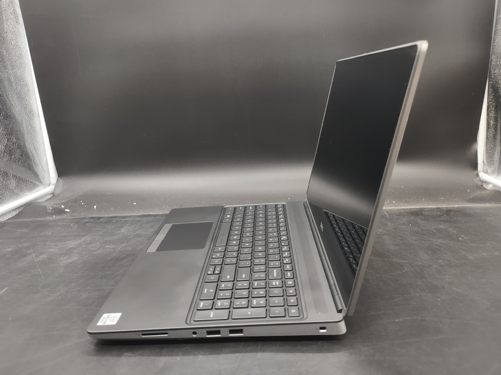 Dell Precision 7550 i7 10850H @ 2.70Ghz 32GB RAM NO SSD NO OS
