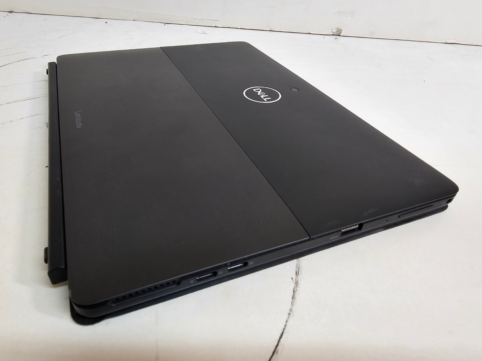 Dell Latitude 5290 Tablet Laptop – 1.7 GHz i5-8350U 8GB 256GB 12.5″ Touchscreen