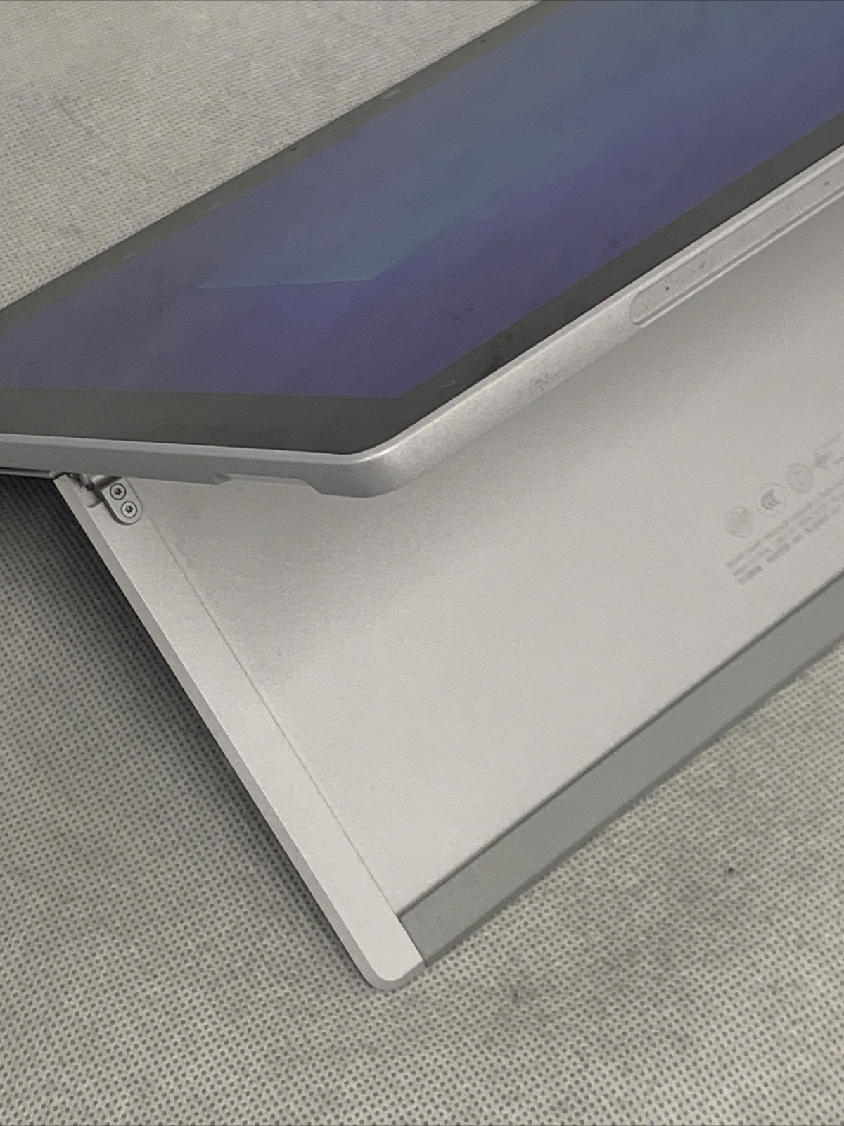 Microsoft Surface Pro 7+ 12.3″ (256GB, Intel i5 11th, 16GB) LTE – Platinum
