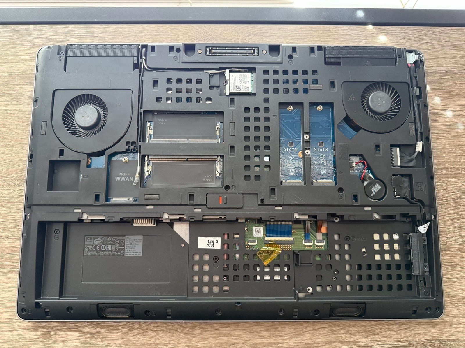 Dell Precision 7710 17.3″ Laptop Core i7 NO BOOT/RAM/SSD/BATT/BOTT – PARTS ONLY