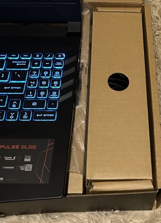 MSI Pulse GL66 11UCK i7-11800H 16GB 160GB SSD RTX, 15.6in, Windows 11 Home