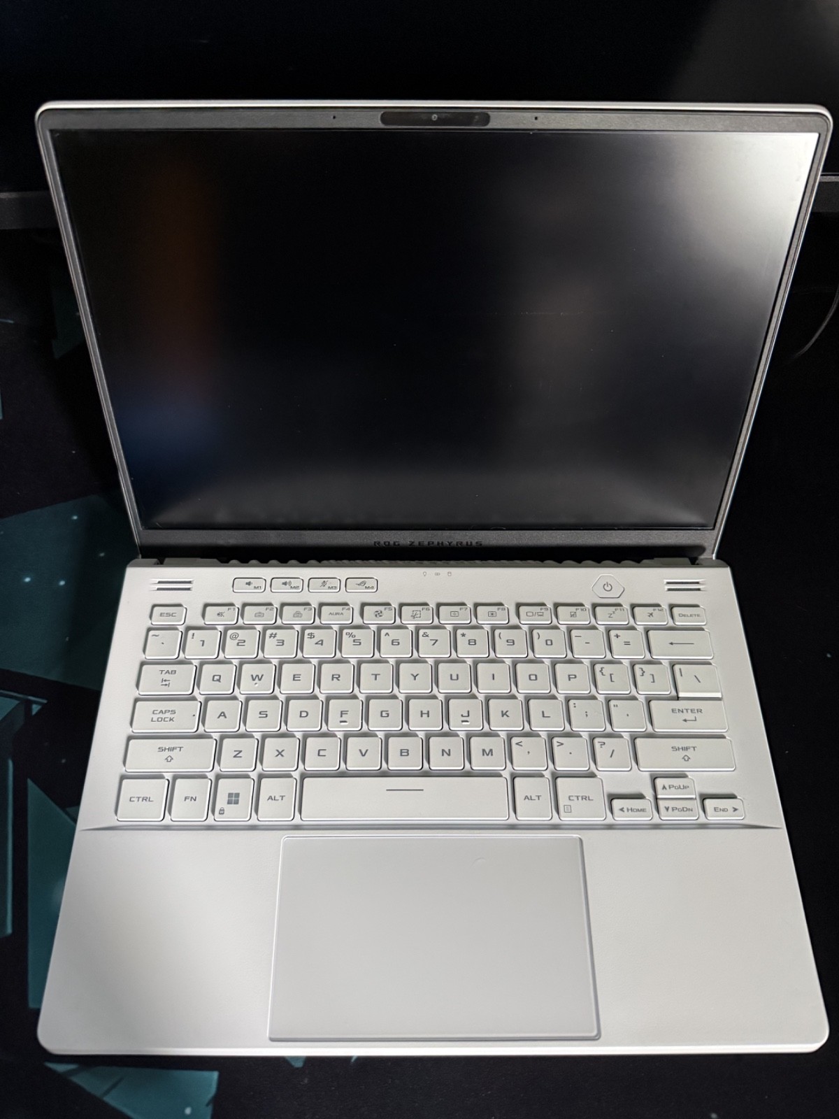 ASUS ROG Zephyrus G14 14″ (1TB SSD, AMD Ryzen 9 6700s) READ DESCRIPTION