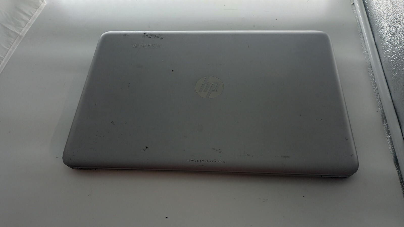 HP Envy Gamer w/charger.A10(4cores).8GB.128GB SSD.Radeon.15.6″.Touch.W11.Read!!