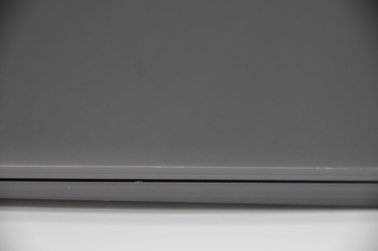Lenovo Yoga C930-13IKB Laptop 13.9″ Intel Core I7-8550U 12GB RAM 256GB SSD