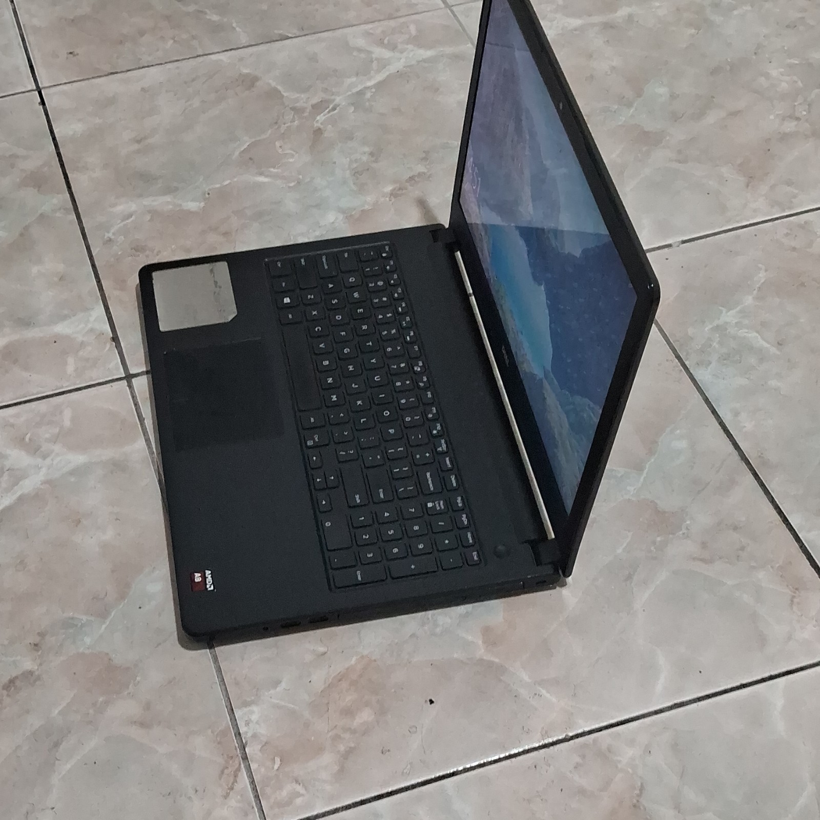 15.6-InchesDell Inspiron 15 5000 Laptop for Computing- Operating System: Win 10