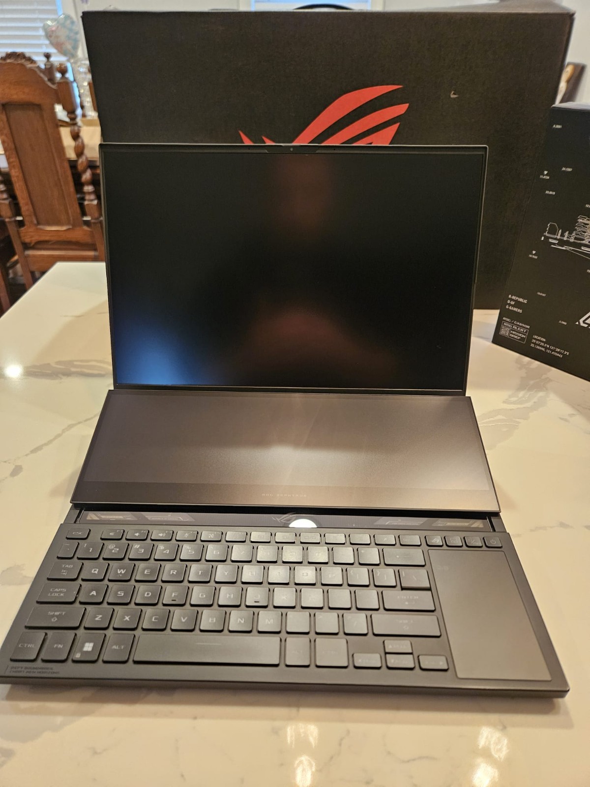 ASUS ROG Zephyrus Duo 16 GX650R | Excellent Condition | Original Box & Accessor