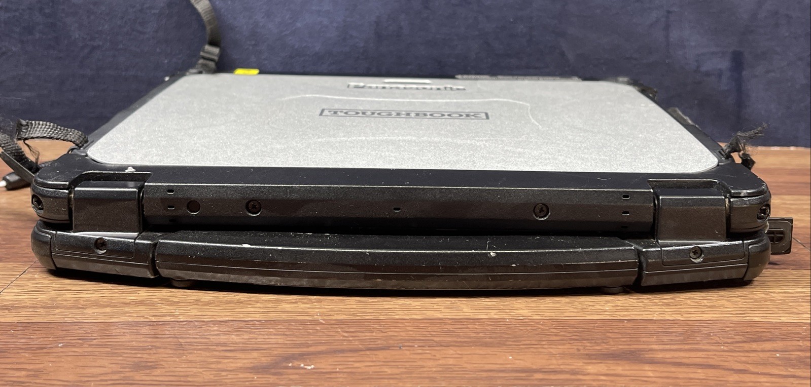 Panasonic Toughbook CF-20 Intel Core i5-7Y57 3.30 GHz 16GB RAM 256GB SSS NO OS