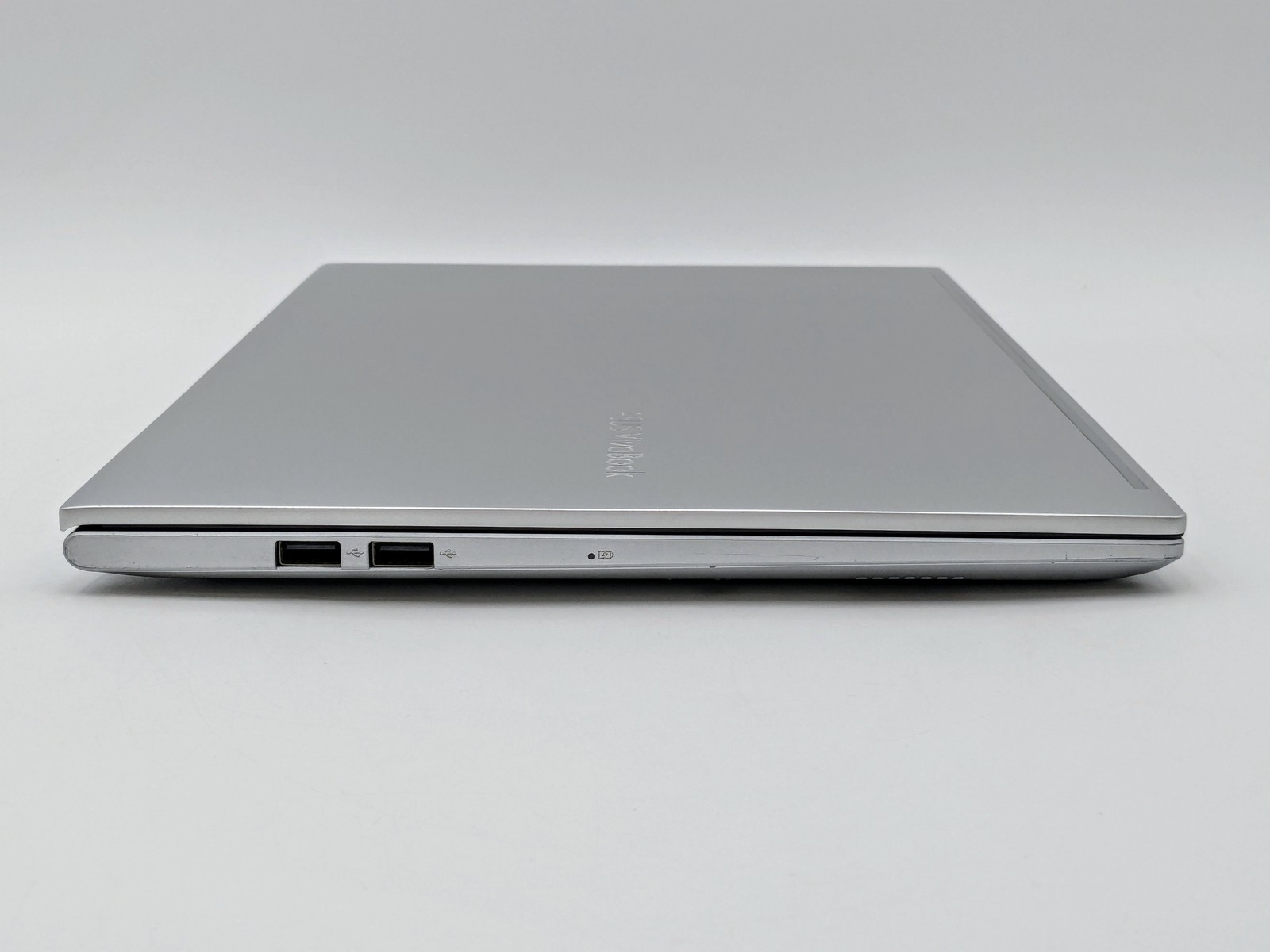 ASUS VivoBook 15 KM513 15″ FHD RYZEN 7 4700U 256GB SSD 20GB W11 FP Reader