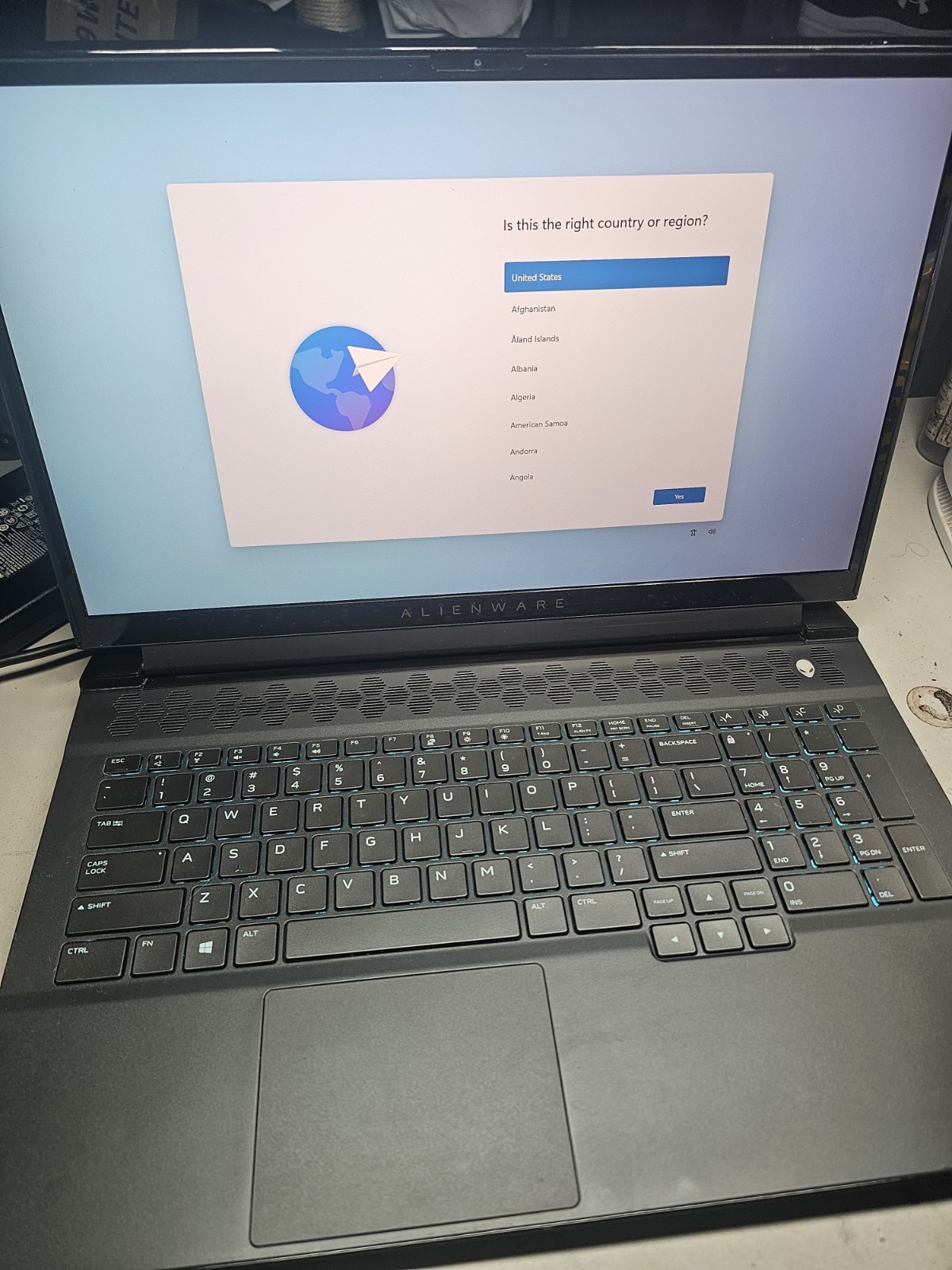 Alienware M17 R3 Laptop 17.3″ i7-10750H RTX 2070 16G Ram 970 EVO PLUS 2TB SSD