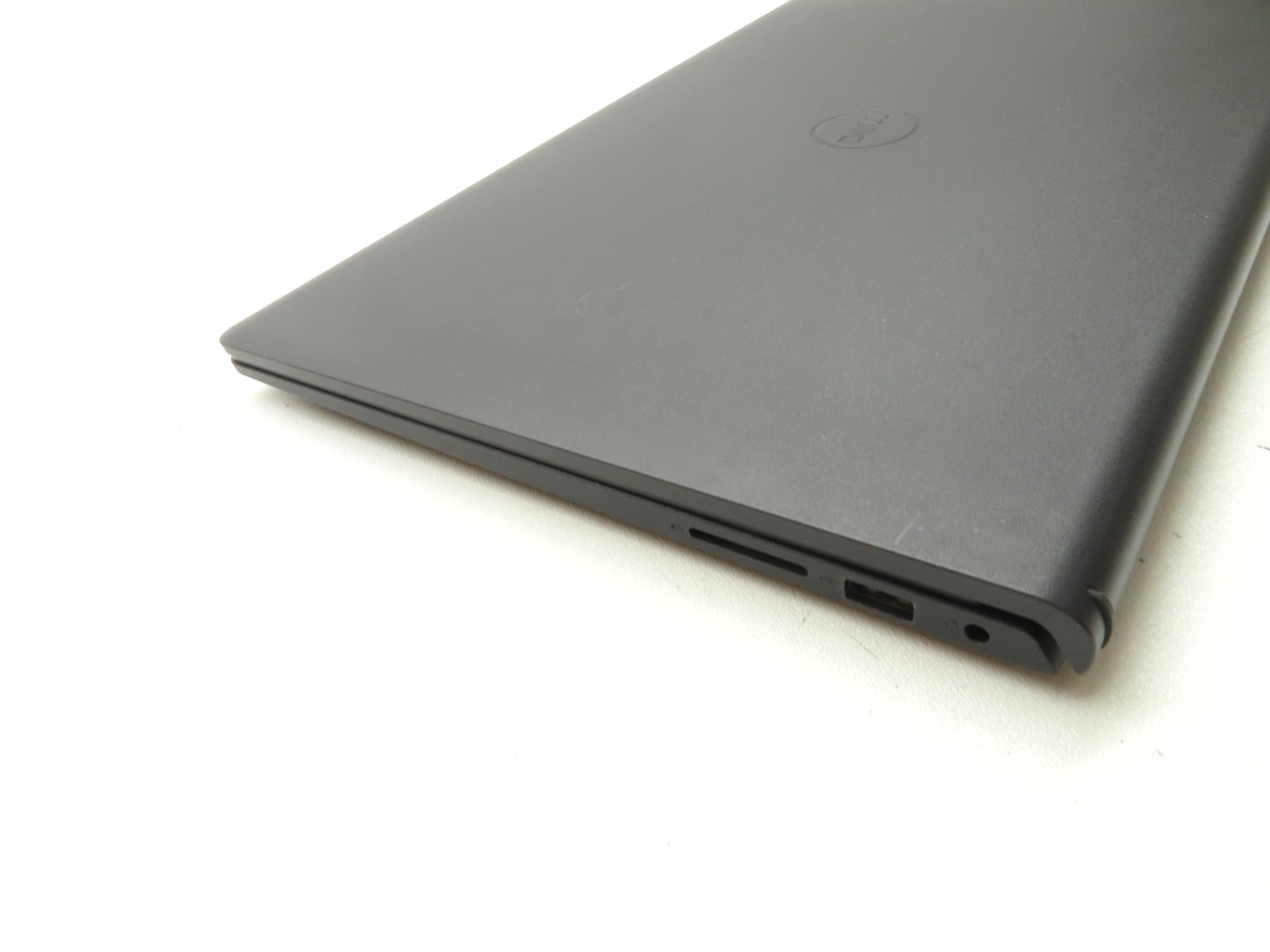 Dell Inspiron 15 3530 15.6″ Touch Intel Core i7-1355U 1.7GHz 16GB RAM 1TB SSD