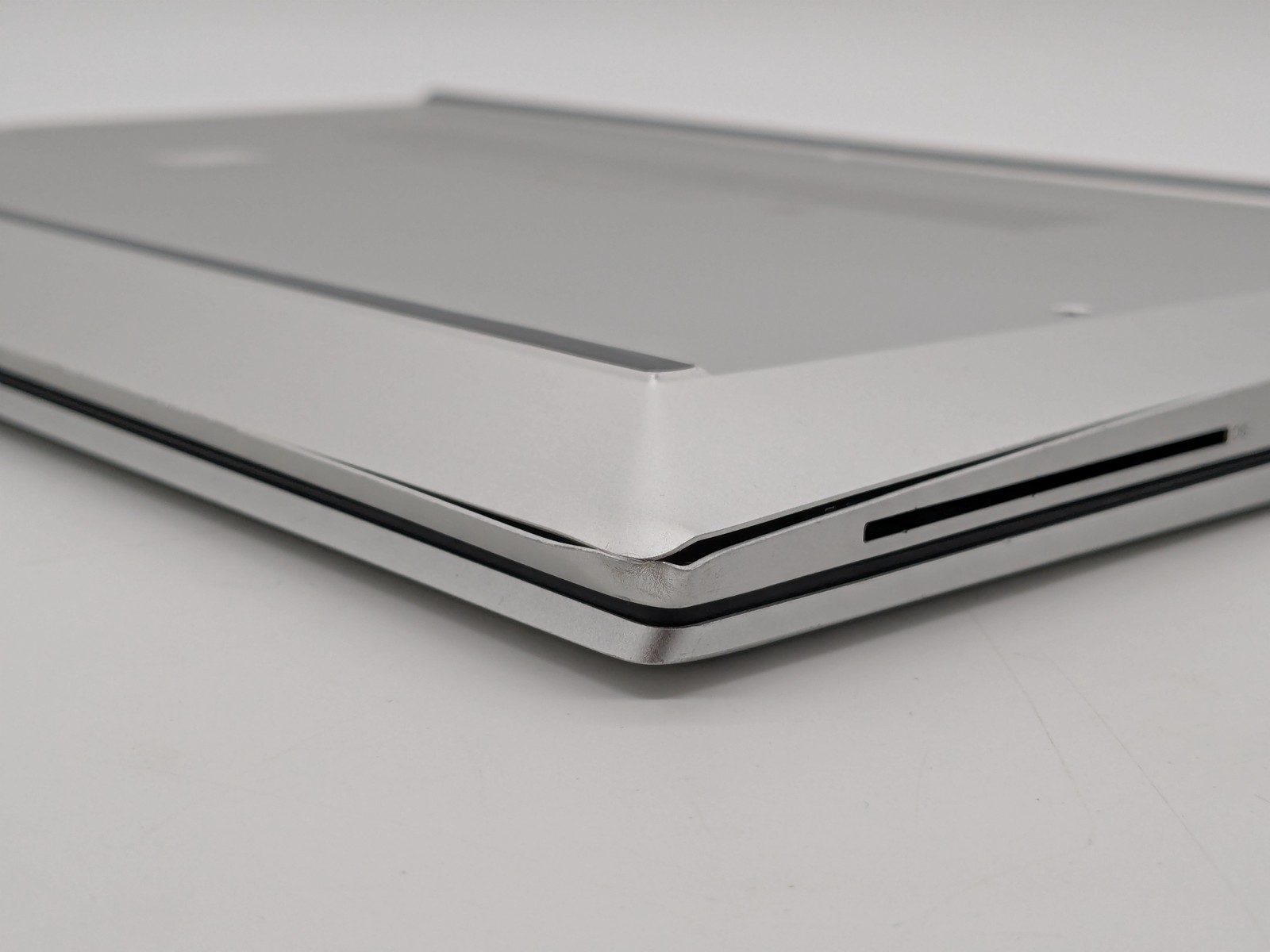 HP EliteBook 840 G8 14″ FHD Touch I5-1145G7 256GB 8GB W11P FP Reader IRCam