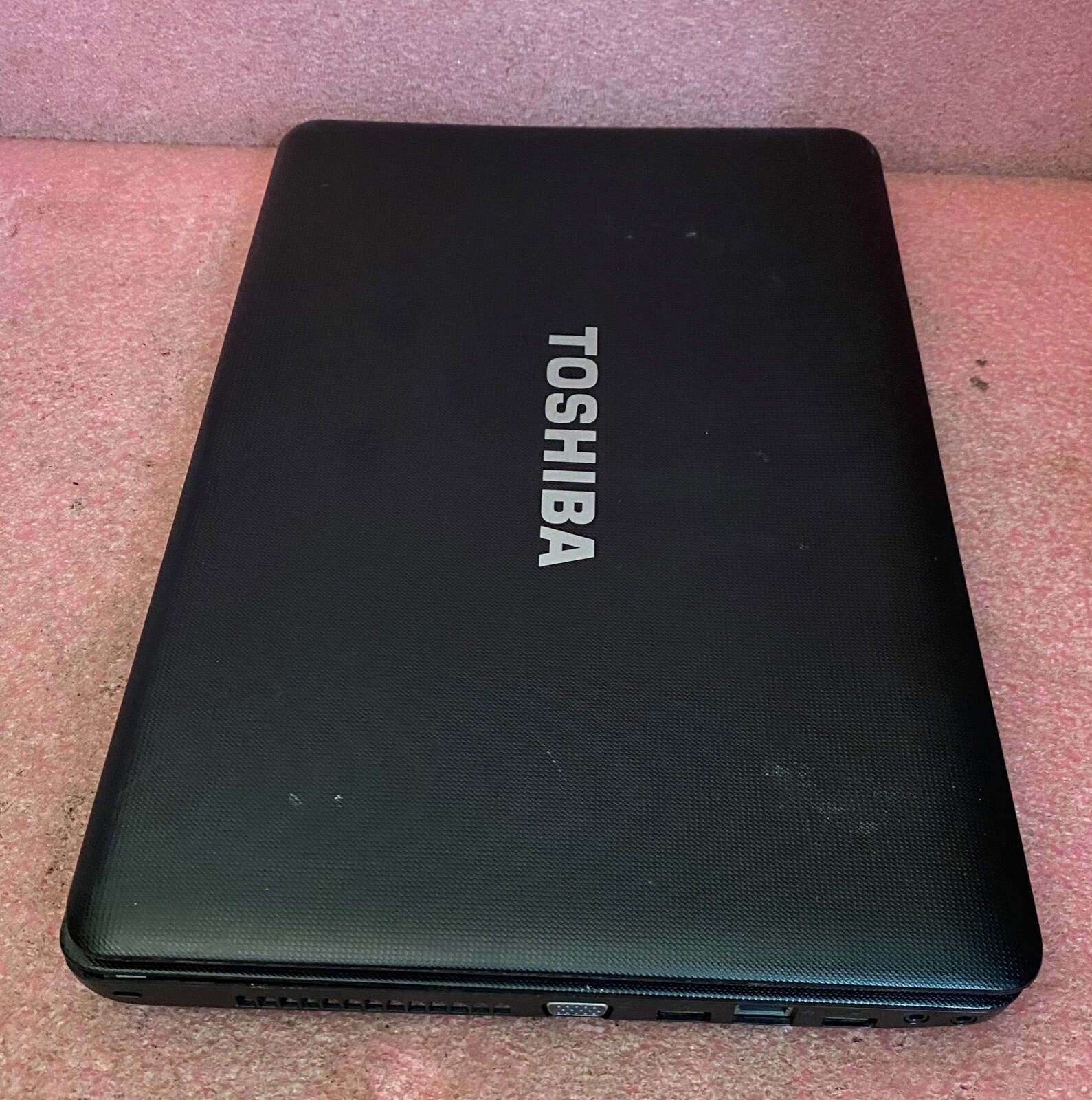 Toshiba Satellite C655 Laptop_Intel Pentium B960 CPU @ 2.20 GHz_4GB RAM_620GB HD