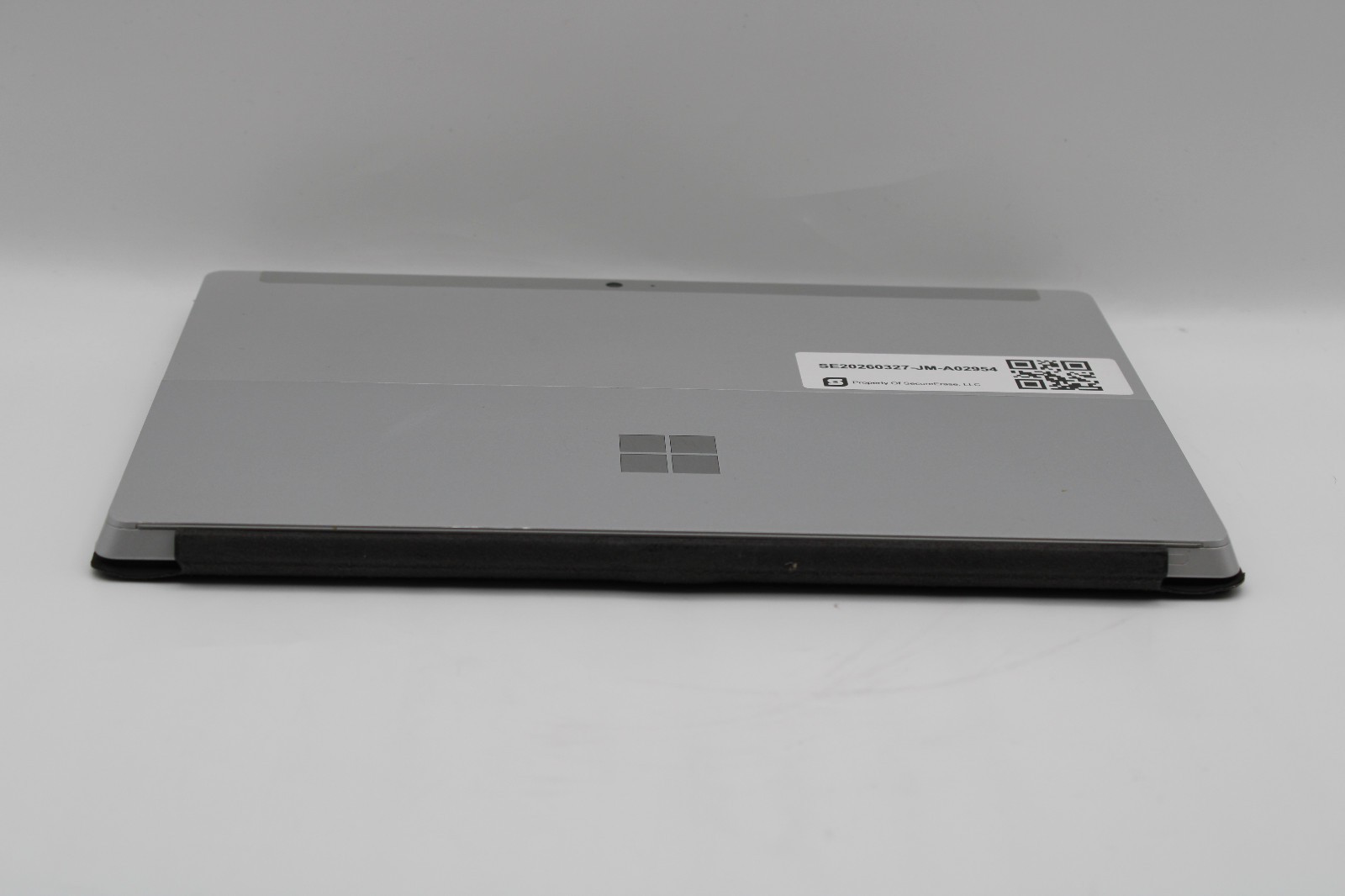 Microsoft Surface 3 WiFi + LTE _ Atom 7-Z8700 @ 1.6 _ 4GB / 128GB _ No OS