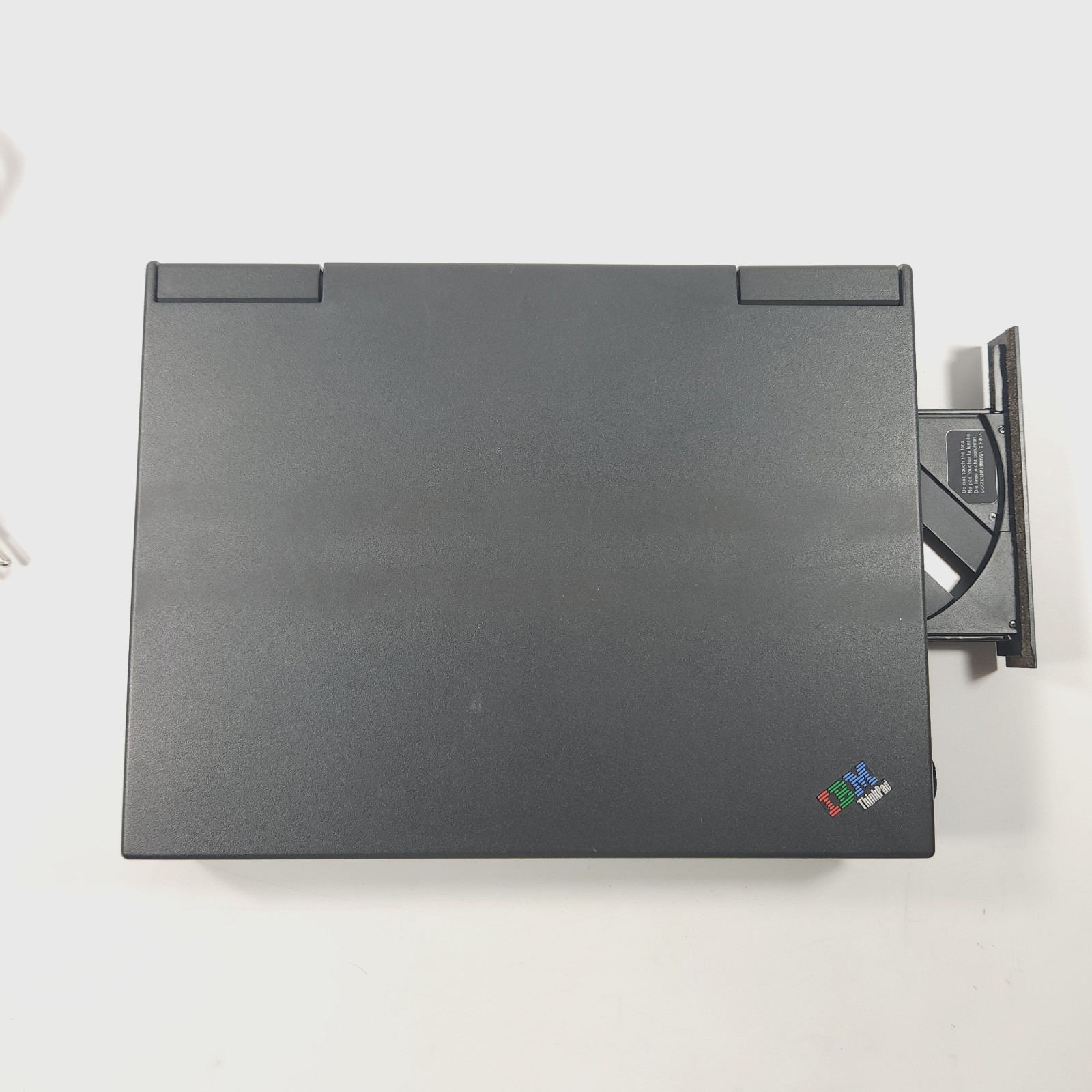 IBM Thinkpad 310ED Laptop Intel Pentium 32MB 2GB HD Windows 98 FE First Edition