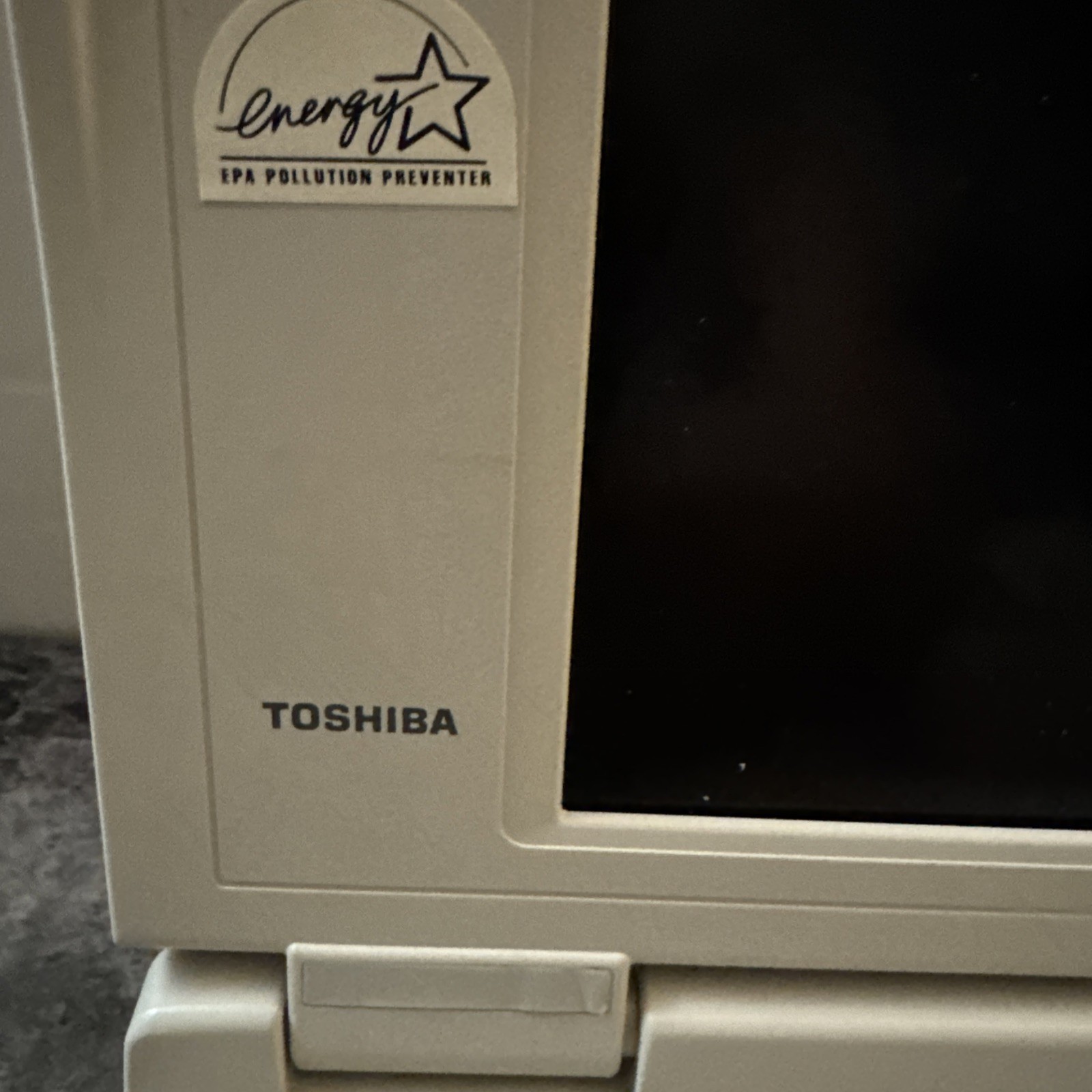Vintage Toshiba Satellite Laptop – UNTESTED – T1910CS/200 PA1114U V- FOR PARTS