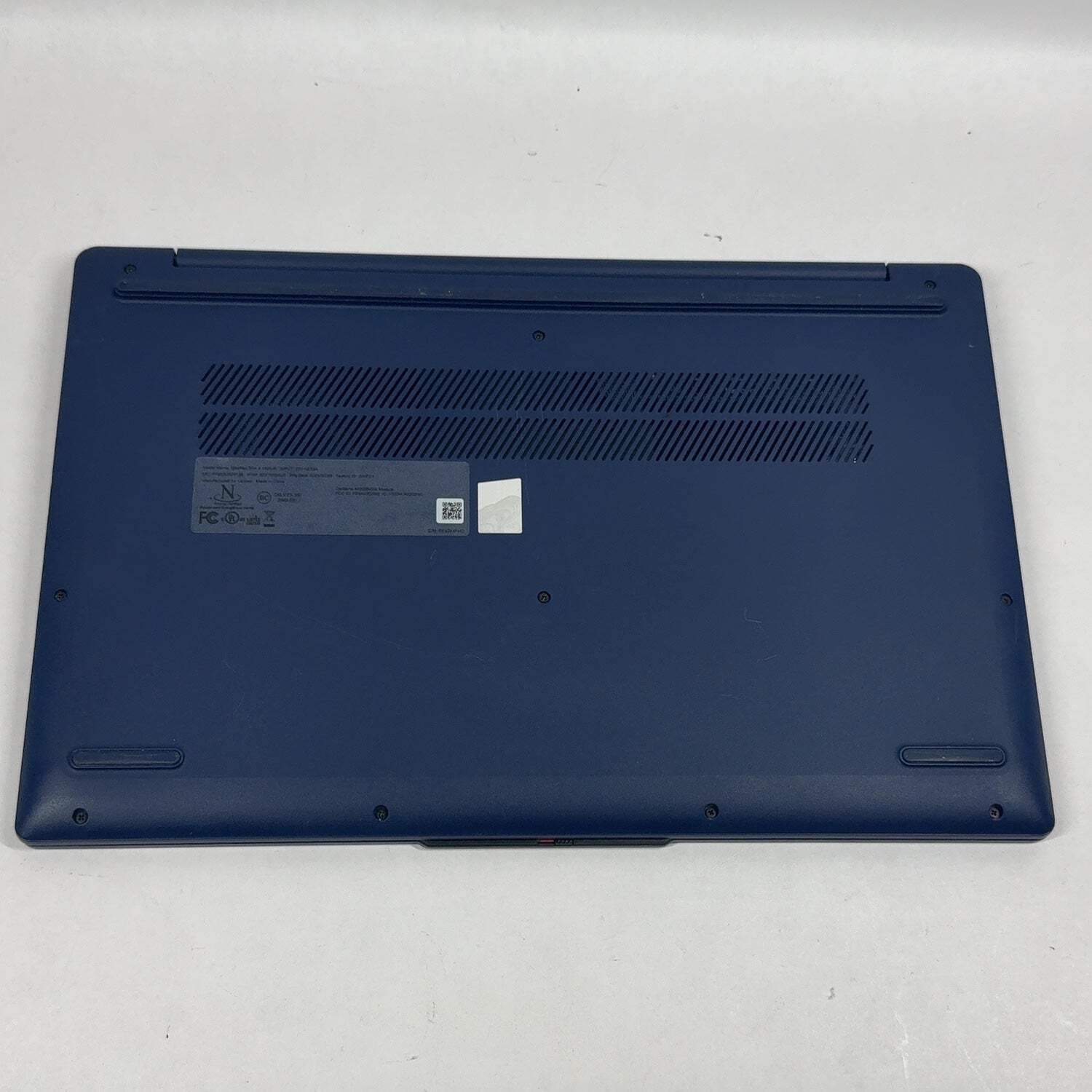 Lenovo IdeaPad Slim 3 15IRU8 15.6″ i5-1335U 1.3GHz 8GB RAM 500GB SSD