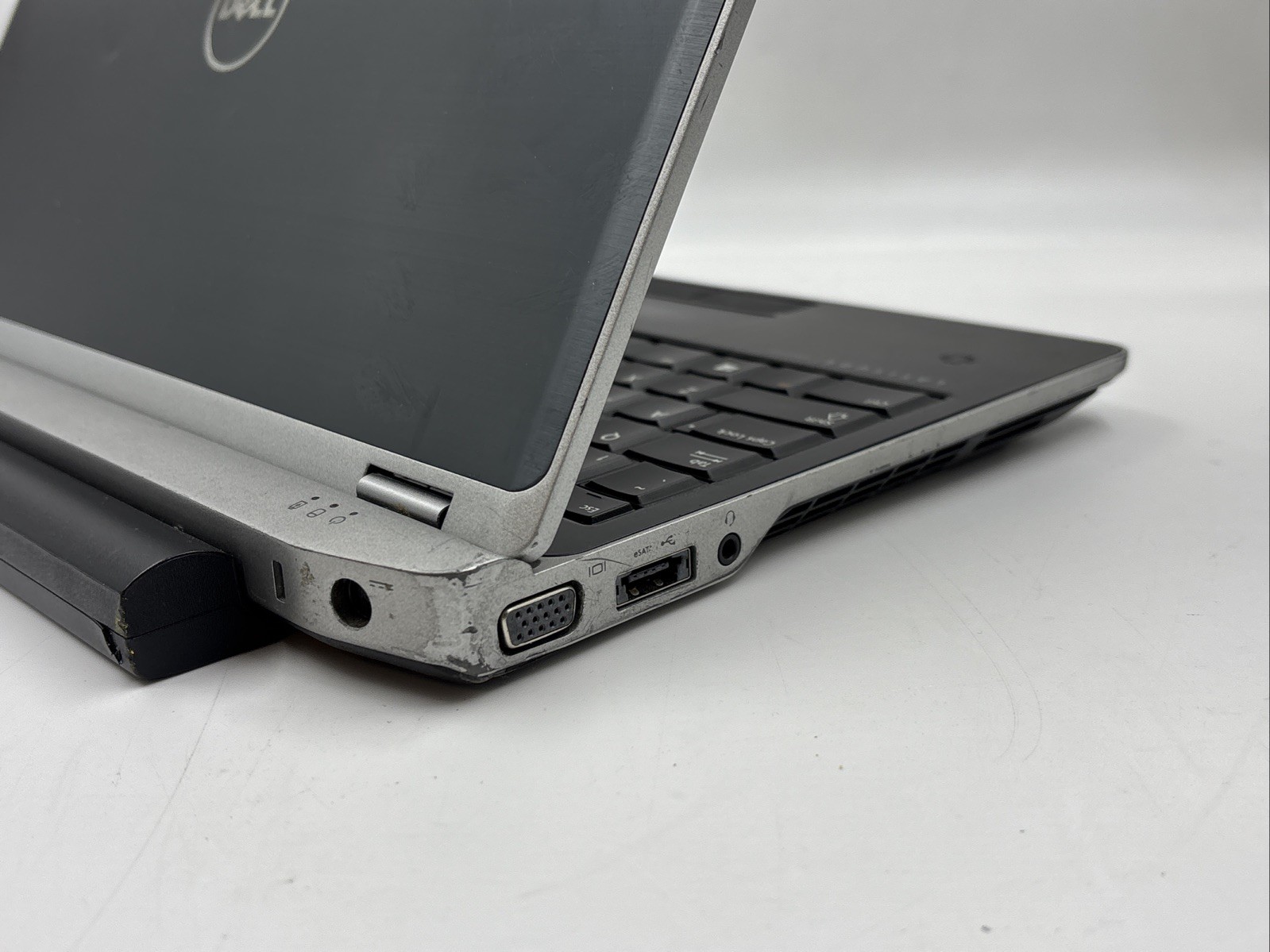 Dell Latitude E6230 i5 4GB RAM For Parts/Not Working