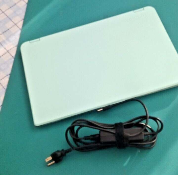 Toshiba Satellite Radius P55W-B5112, Intel i5, 8 GB ram, 128 GB ssd, Win 11