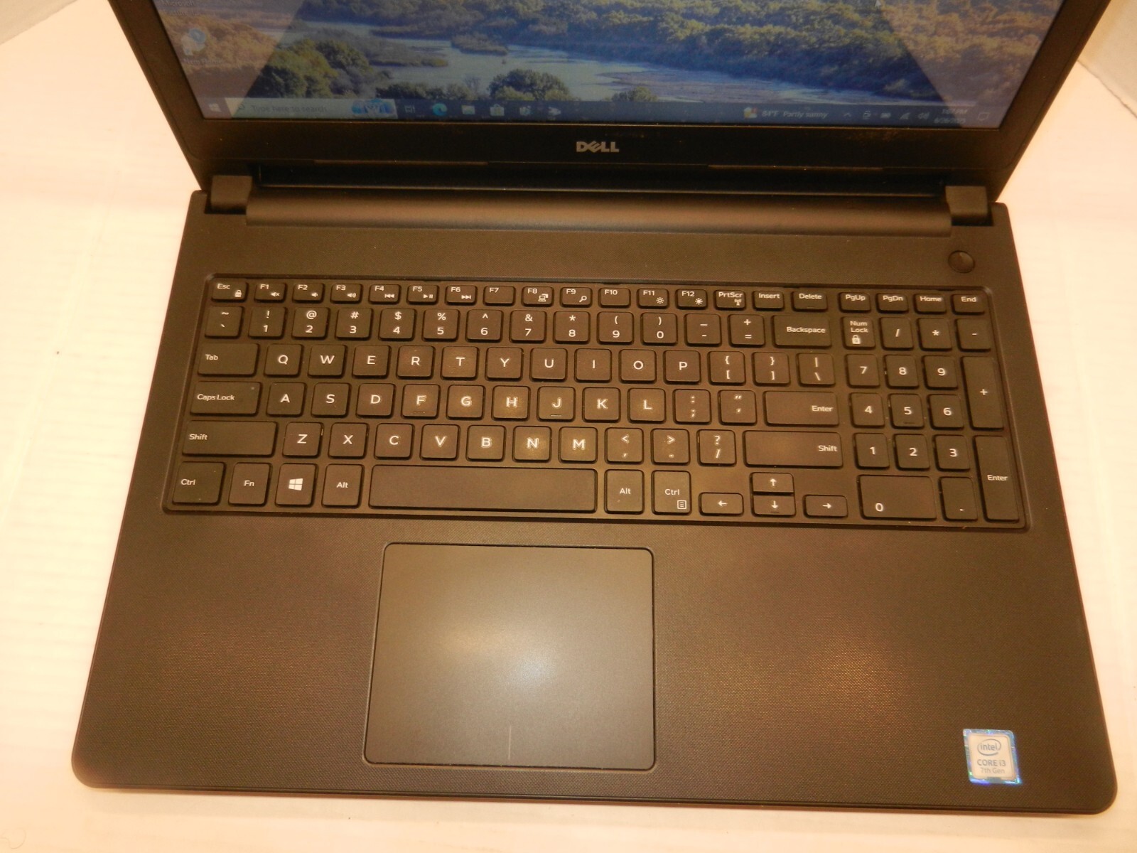 DELL INSPIRON 15 5566 15.6″ (TS) CORE I3-7100U@2.4 4GB RAM 250GB SSD WINDOWS 10