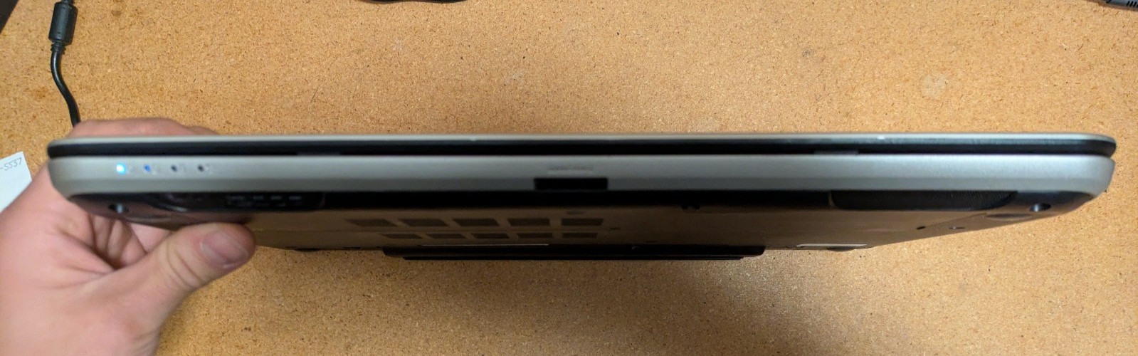 Dell Inspiron 15R 5537 i7-4500U 1.80Ghz 8GB RAM 240GB SSD Windows 7 Pro Wifi BT