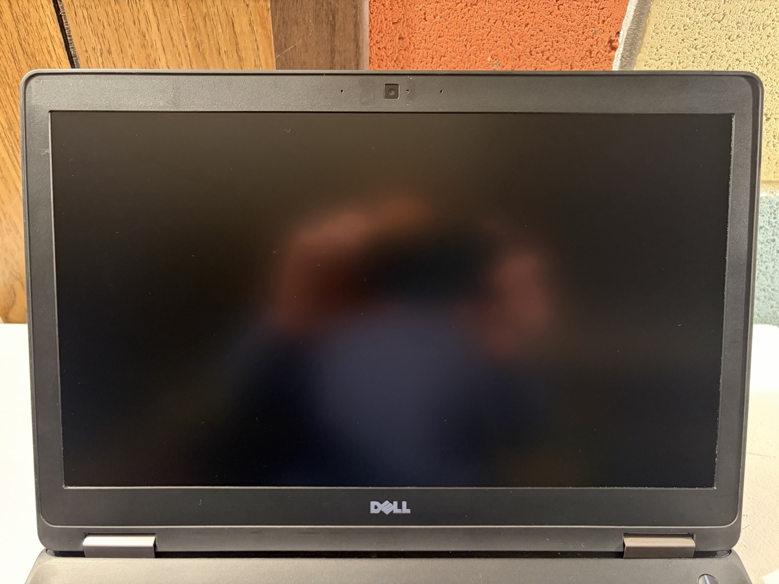 DELL LATITUDE E5570 FHD 15.6” INTEL i5-6300U 8GB RAM 250GB SSD WINDOWS 11 PRO