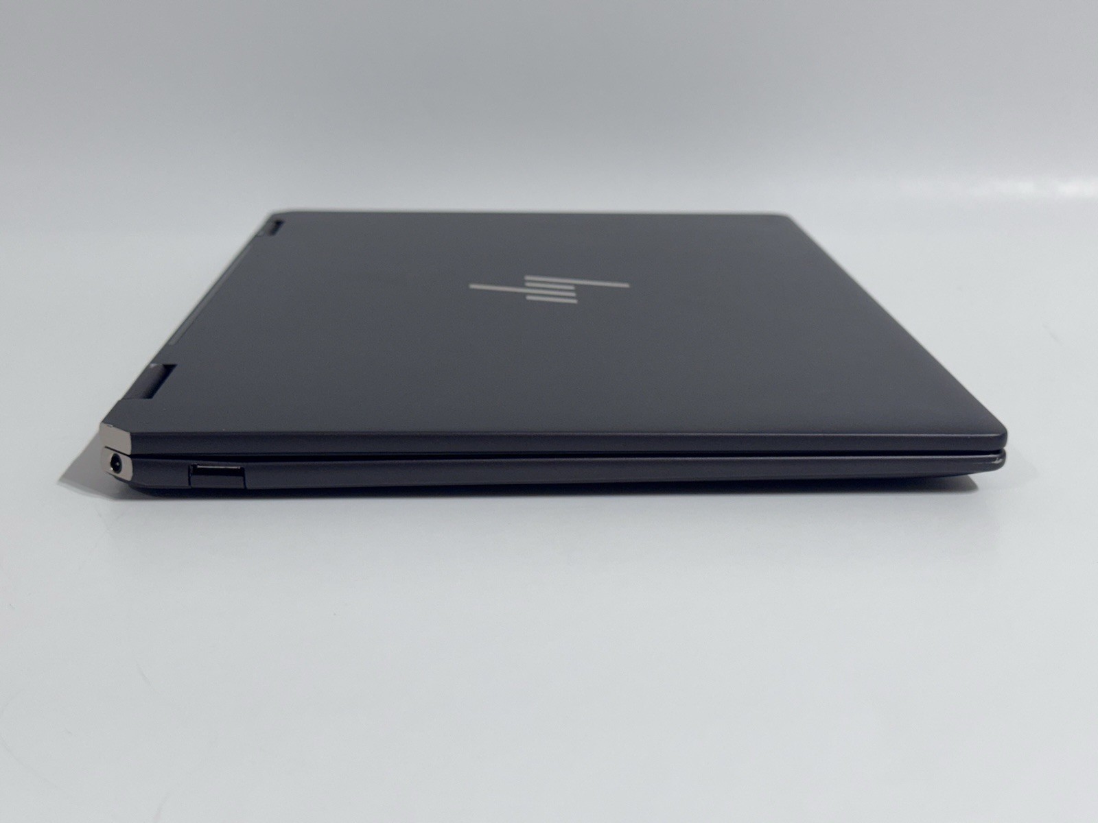 HP Spectre 14 x360 QHD+ OLED TOUCH 3.8 GHz Ultra 7 155H 32GB 2TB SSD READ