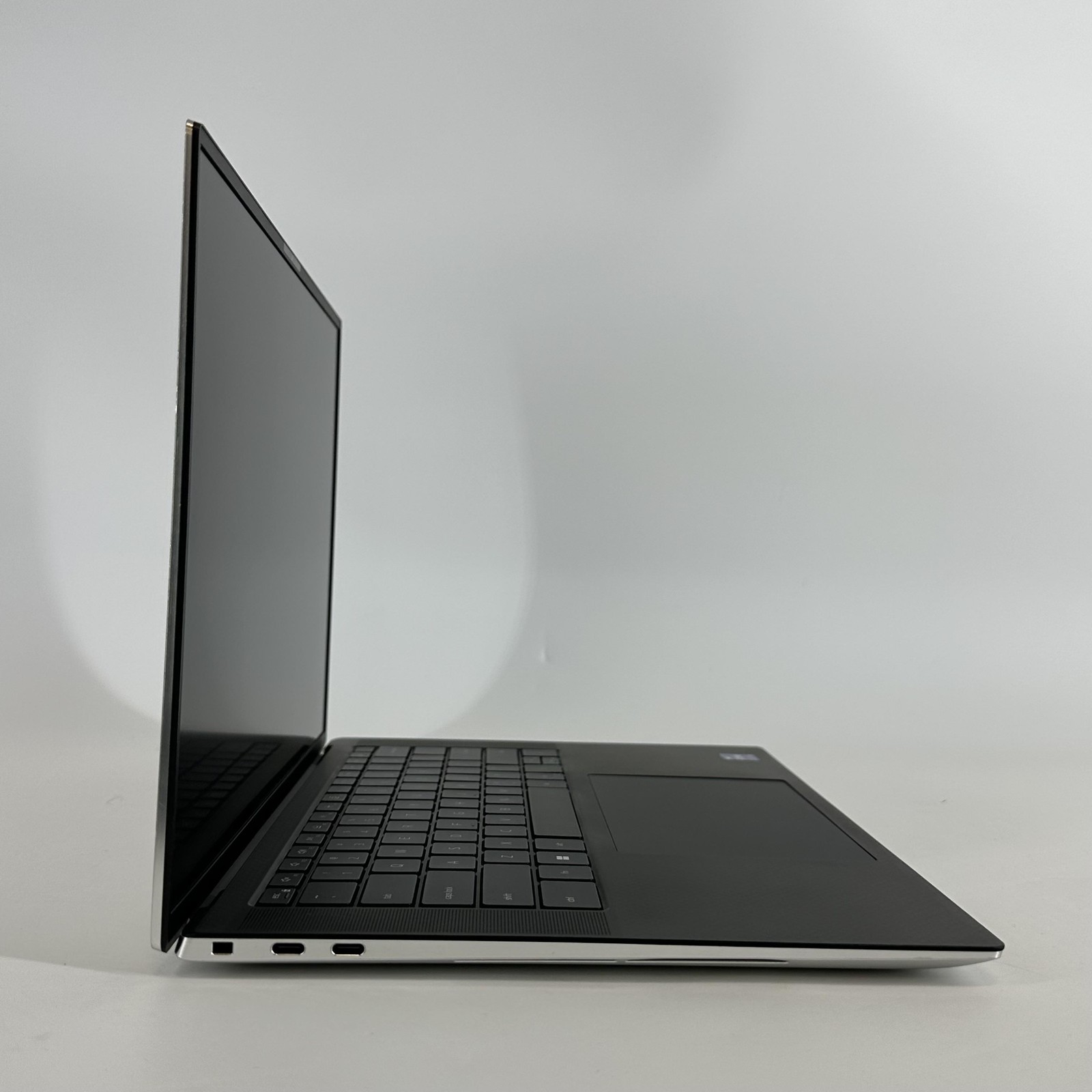 Dell XPS 15 9520 FHD+ 2.5 GHz i9-12900HK 32GB 1TB RTX 3050 Ti – GOOD
