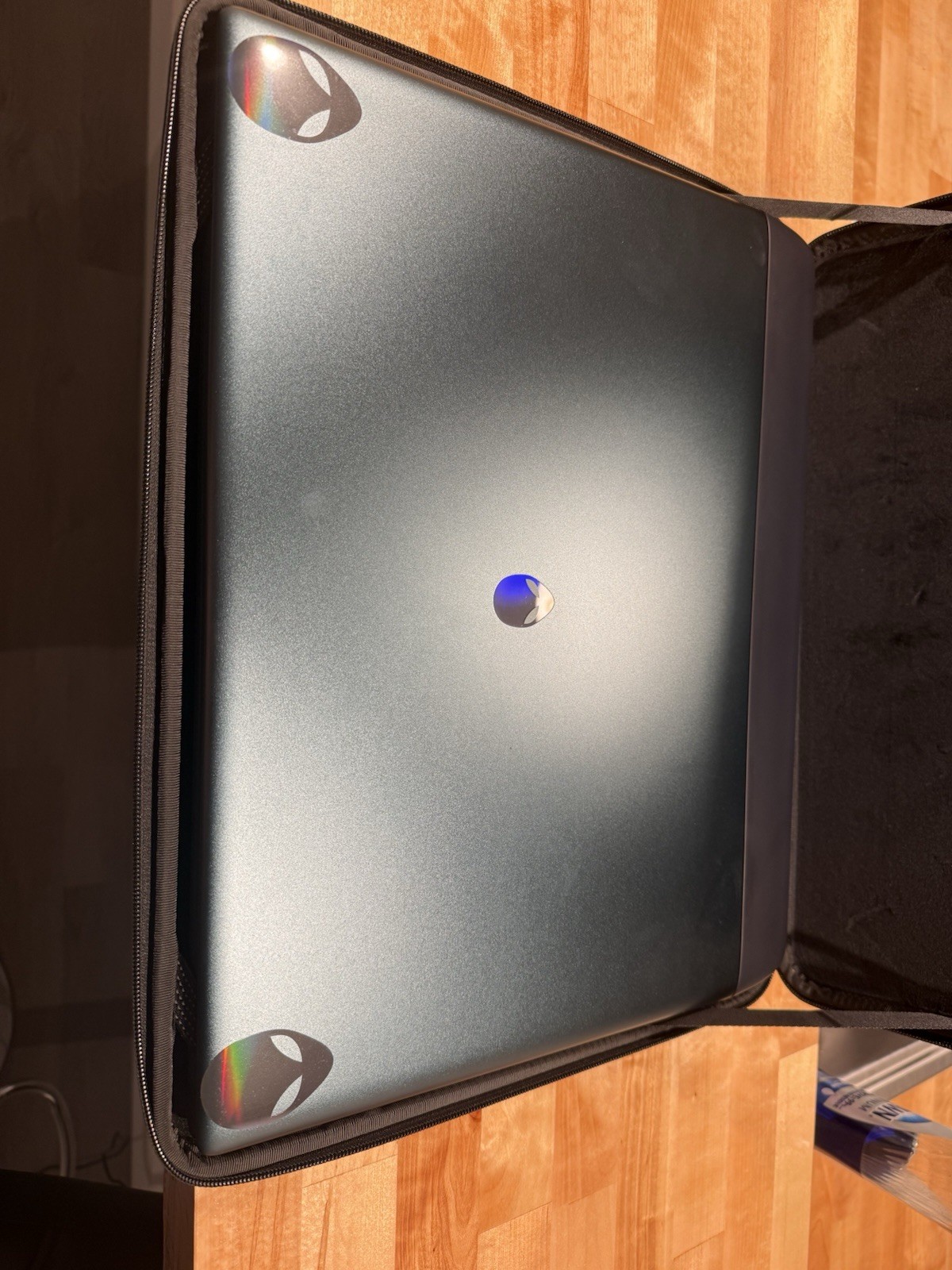 ALIENWARE AREA 51 18 Inch Screen Gaming Pc 64 GB Nvidia 2 Tb Storage Rtx5090