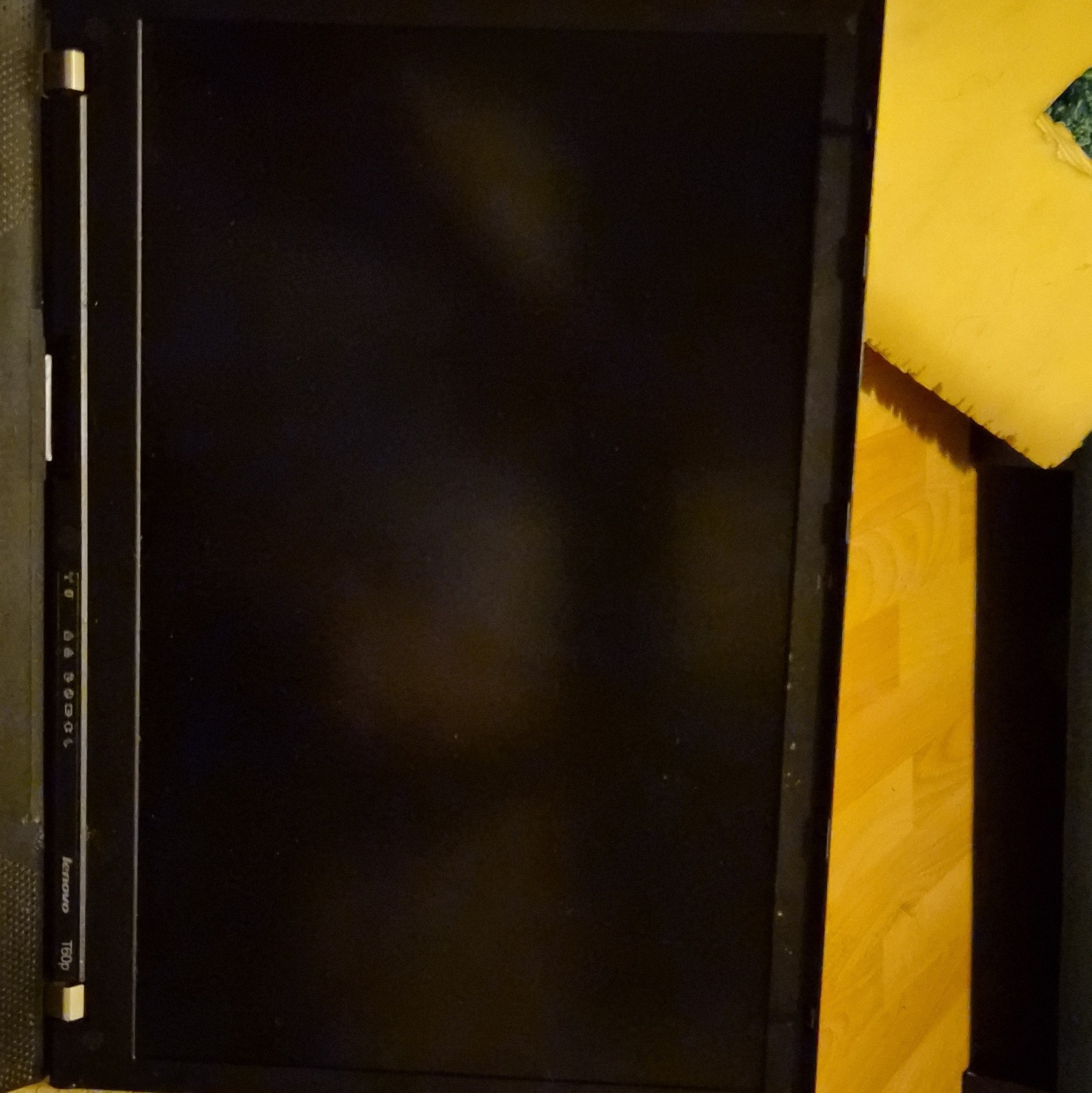 Lenovo ThinkPad T60p 15″ Core 2 Duo 2GB 100GB HDD Win XP Pro FireGL