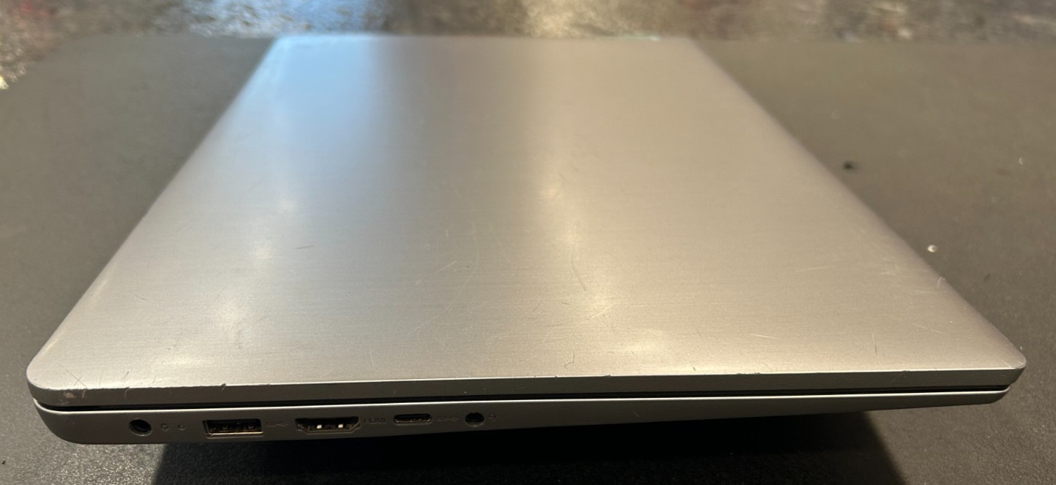 Lenovo IdeaPad 3-15ITL6 15.6″ FHD LAPTOP Intel i3/8GB RAM/512GB SSD/Win 11