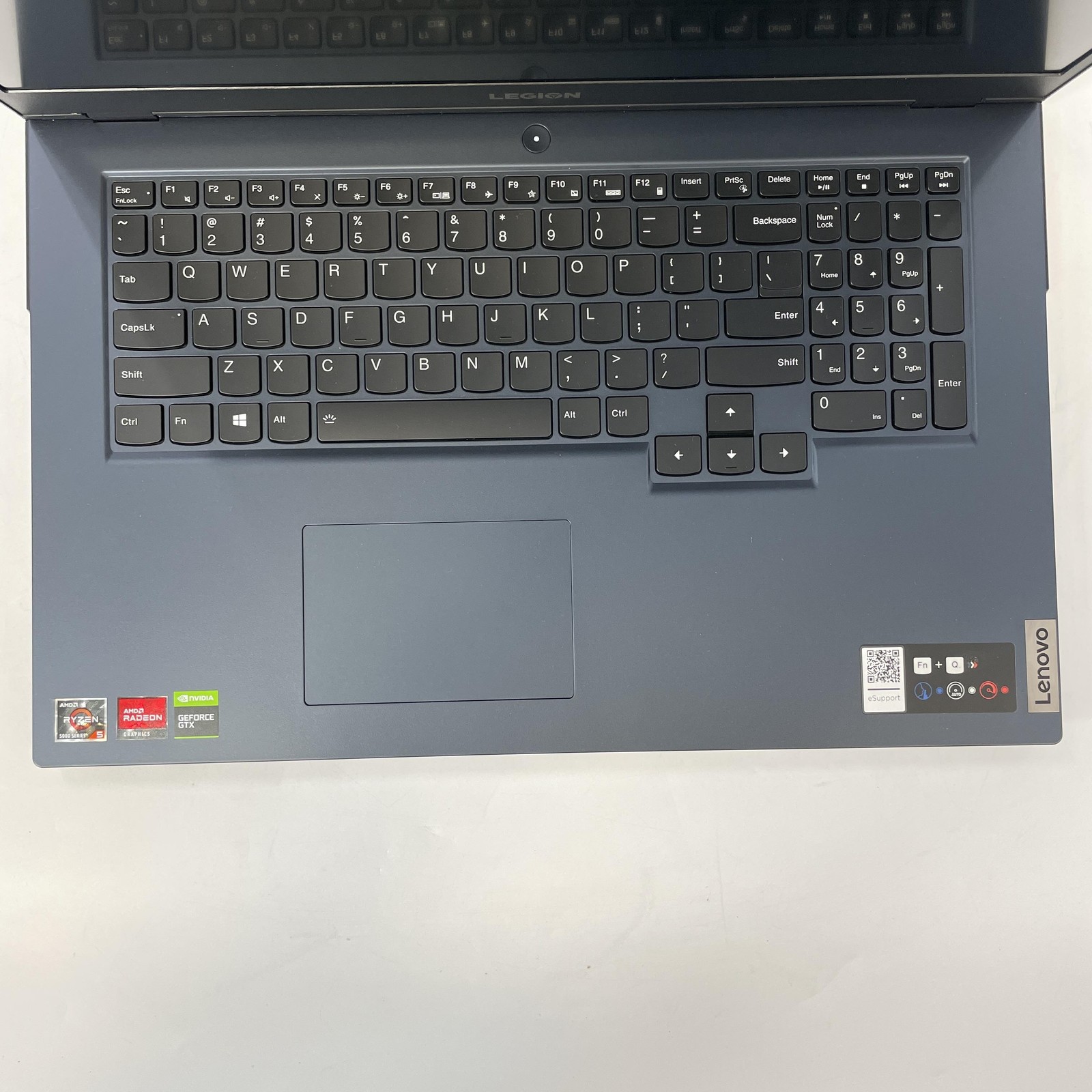Lenovo Legion 5 17.3 FHD 3.3 GHz Ryzen 5 5600H 8GB 256GB/500GB GTX 1650 Good