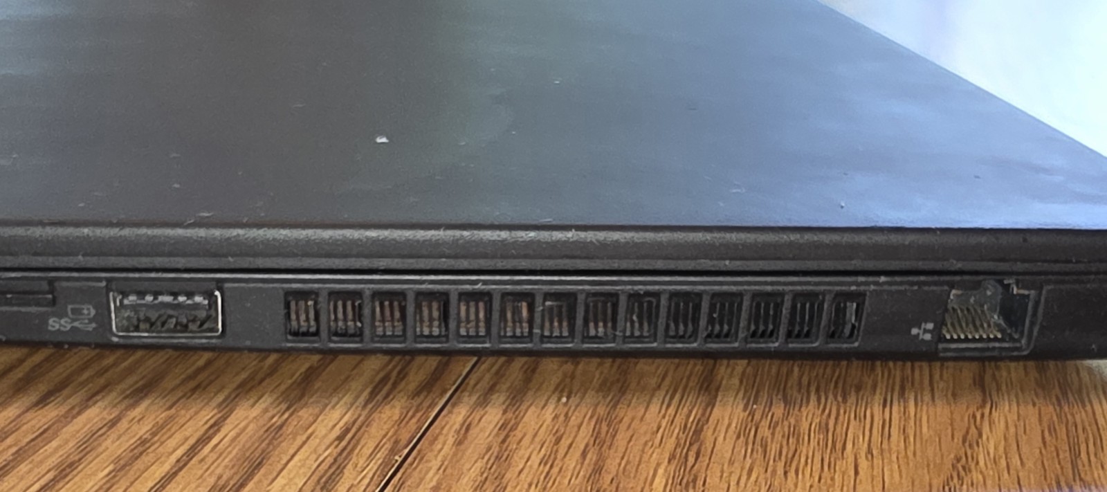 (READ DESC) Lenovo Thinkpad P14s Gen 2 10th Gen i5 8GB RAM No SSD No Charger