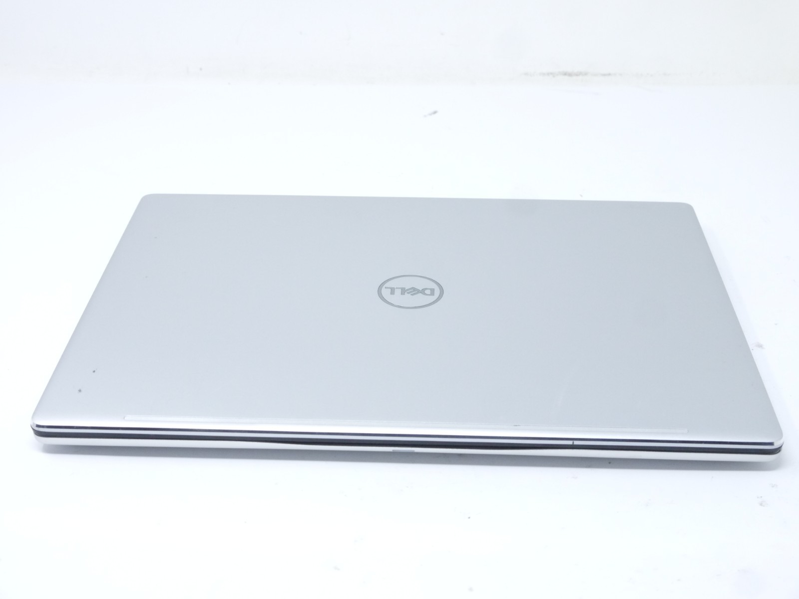 Dell Inspiron 7370 13″ Laptop – Core i7-8th / 8GB / 240GB SSD – New Batt – Read
