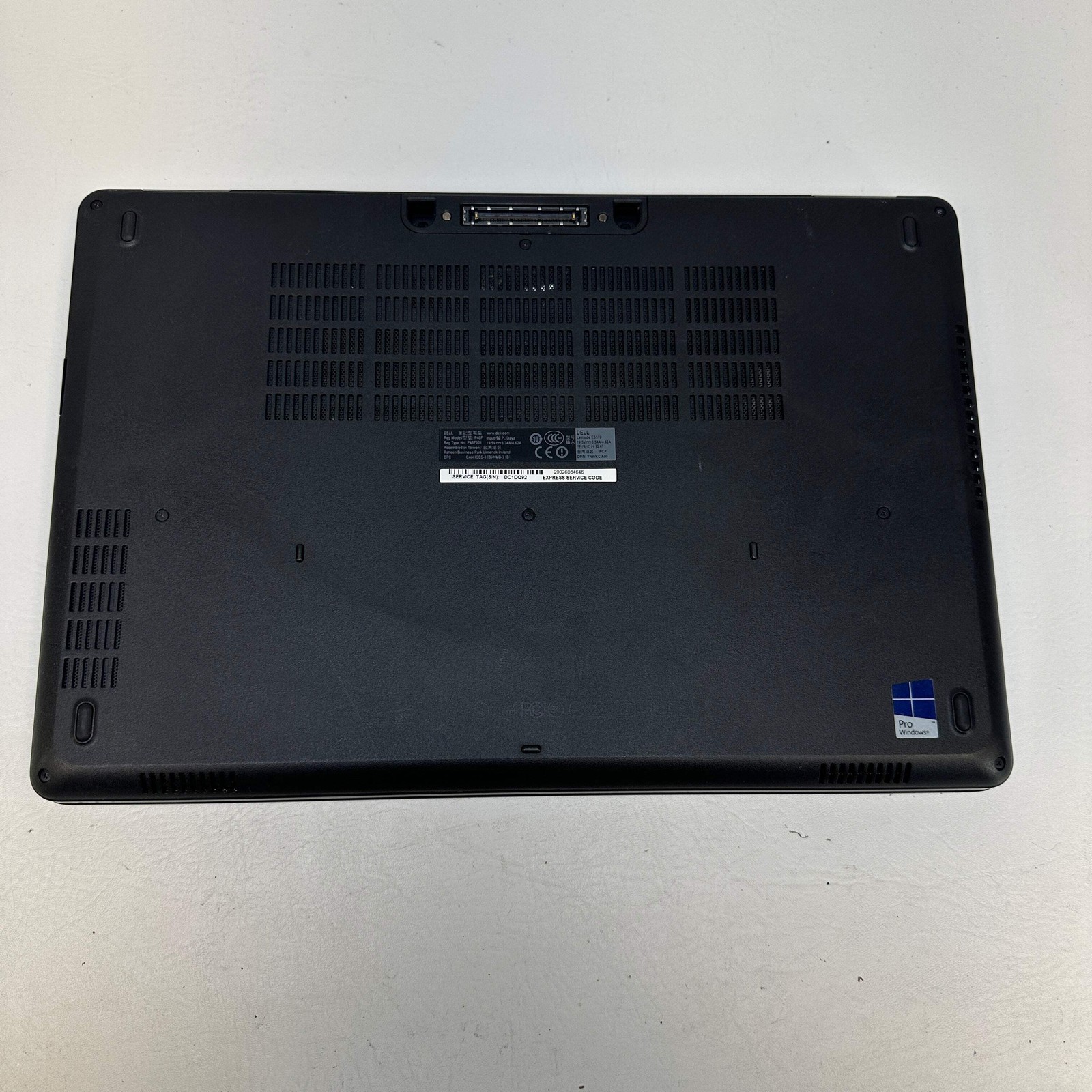 Dell Latitude E5570 15.6″ i7-6820HQ 2.7GHz 16GB RAM 256GB SSD AMD Radeon R9
