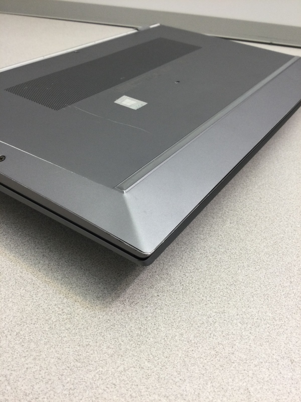 HP Zbook Firefly 14 G8/ Core i5-1145G7/ 2.60GHz /8GB RAM/ NO SSD***No OS