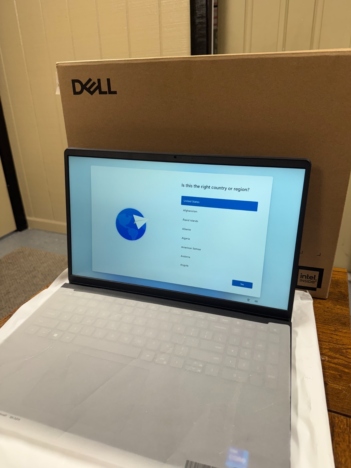 Dell – 15.6″ 2K Touchscreen Laptop – Intel 13th Generation Core i7 1355U (Used)