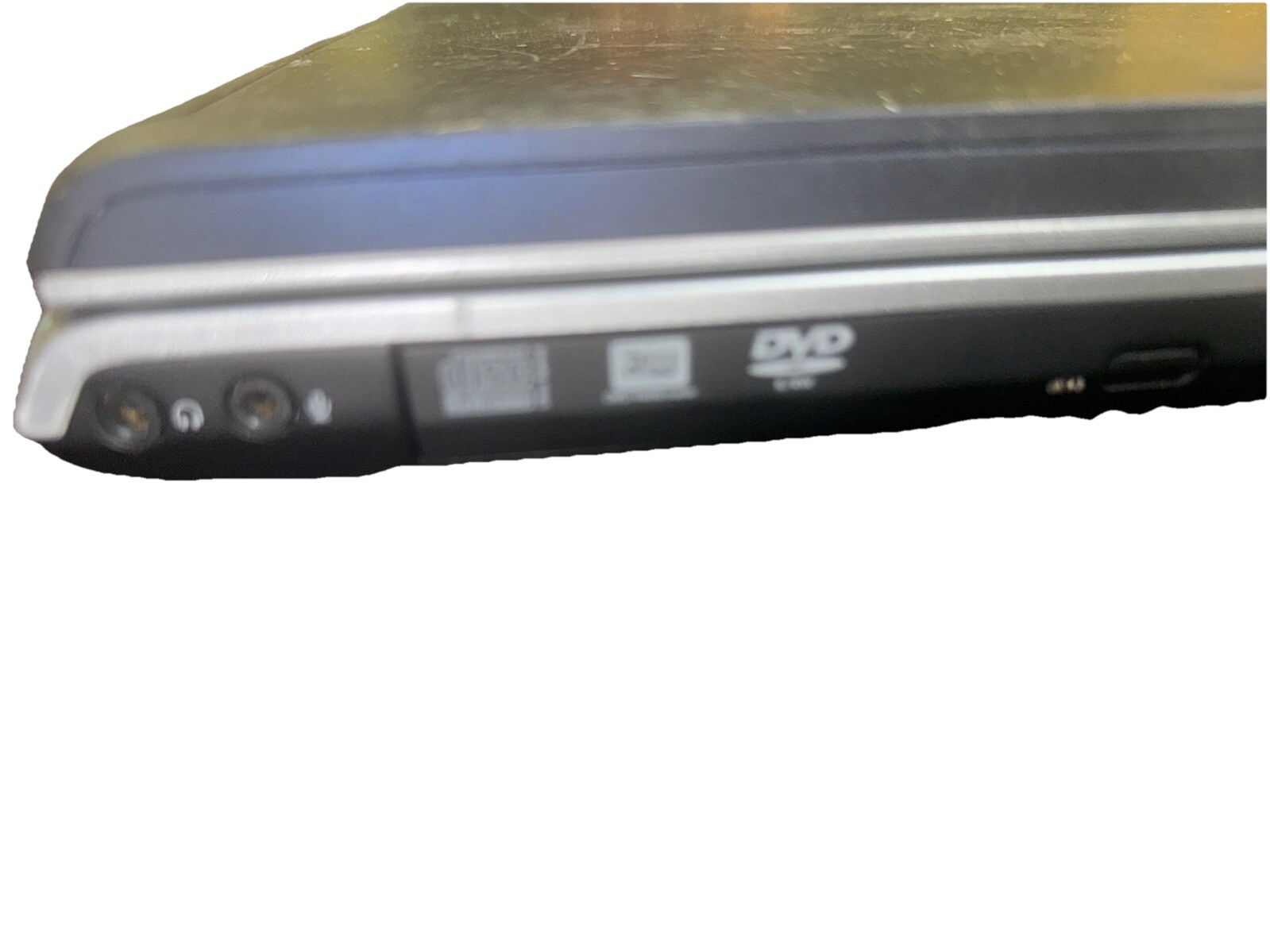 Dell Inspiron 1720 17″ Core 2 Duo 160GB HDD Win Vista AA110