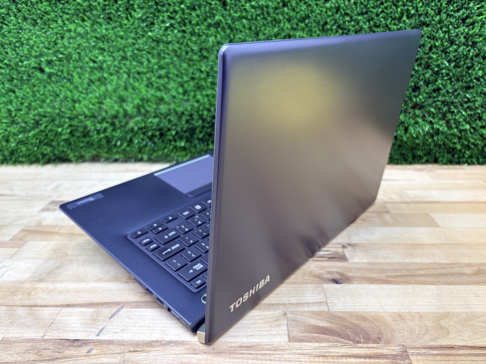 Toshiba DynaBook Tecra X40-E Intel i7-8th Gen 1.90GHz 16GB RAM 256GB SSD Win11P*