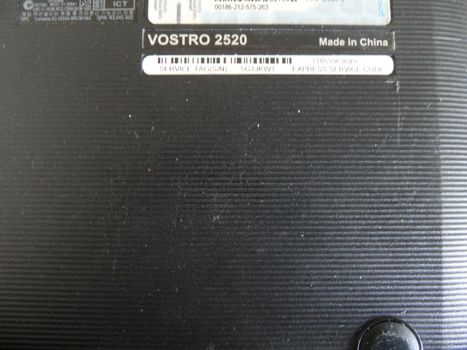 Dell Vostro 2520 For Parts – Did Not Power On – No Hard Drive