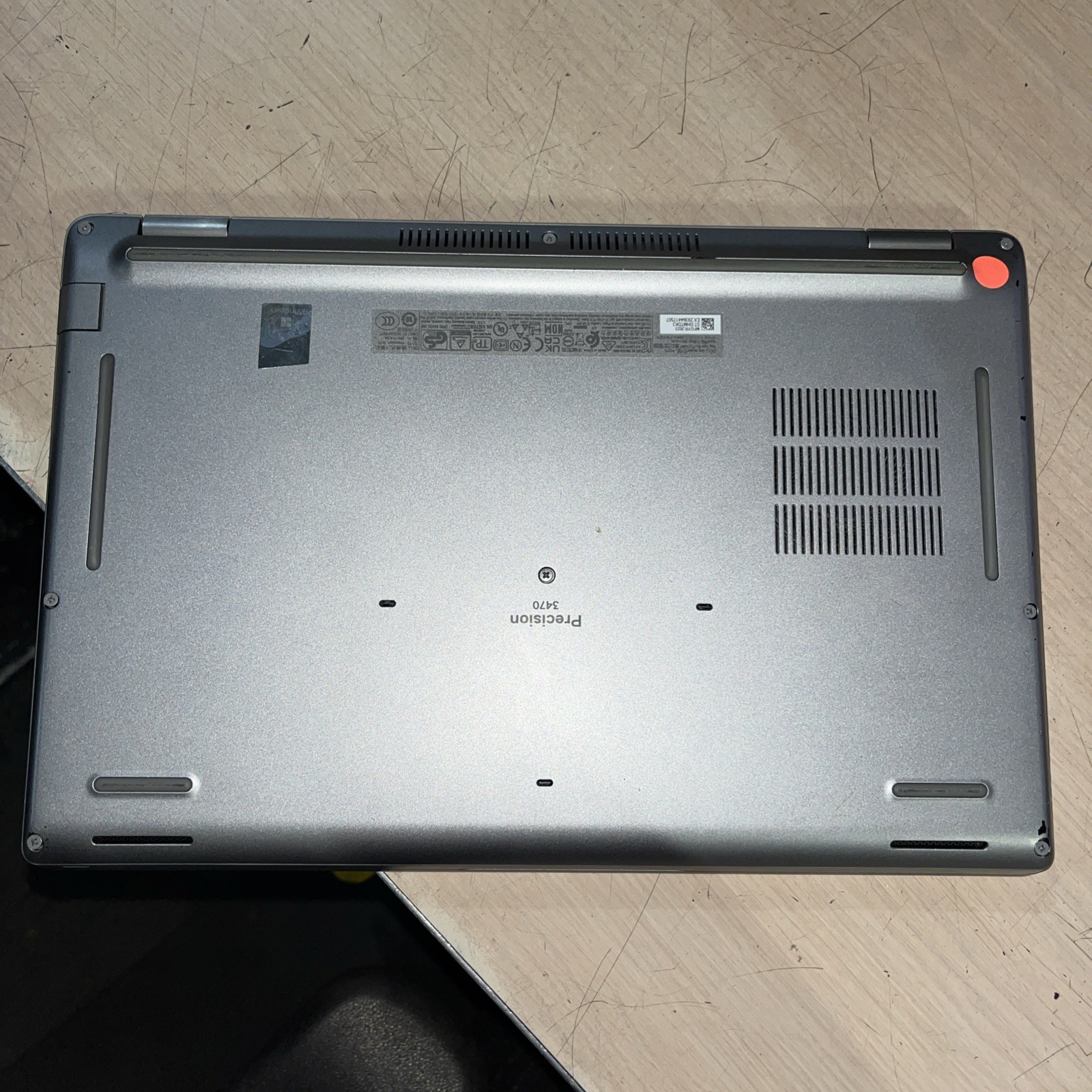 DELL PRECISION 3470 INTEL CORE I5-1250P 16GB RAM NO HD