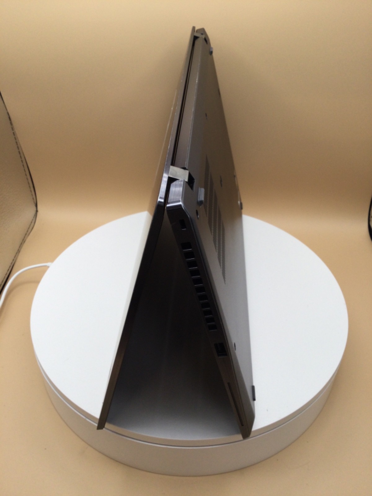 Lenovo ThinkPad T14s G2 14″ Laptop Ryzen 7 5850U 16GB RAM 512GB SSD W11P Used