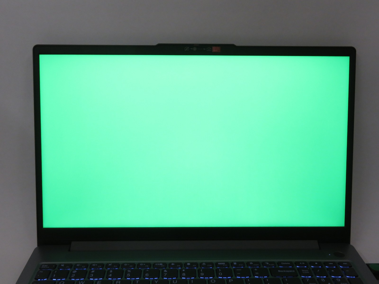 Ideapad Slim 3 15IRU9 15.6in FHD Intel Core 5 120U 1.4GHz 8GB RAM 256GB SSD