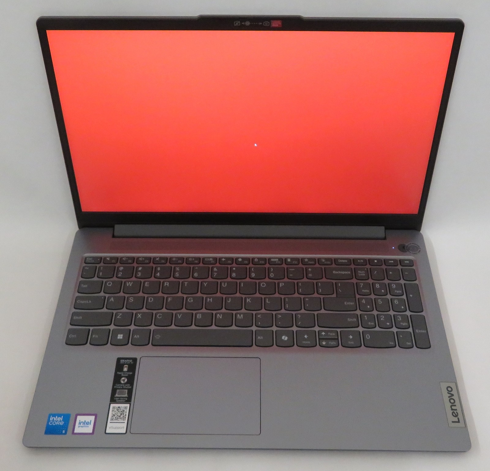 Lenovo IdeaPad Slim 3 15IRU9 CORE 5 120U 1.4GHz 8GB RAM 256GB Windows 11