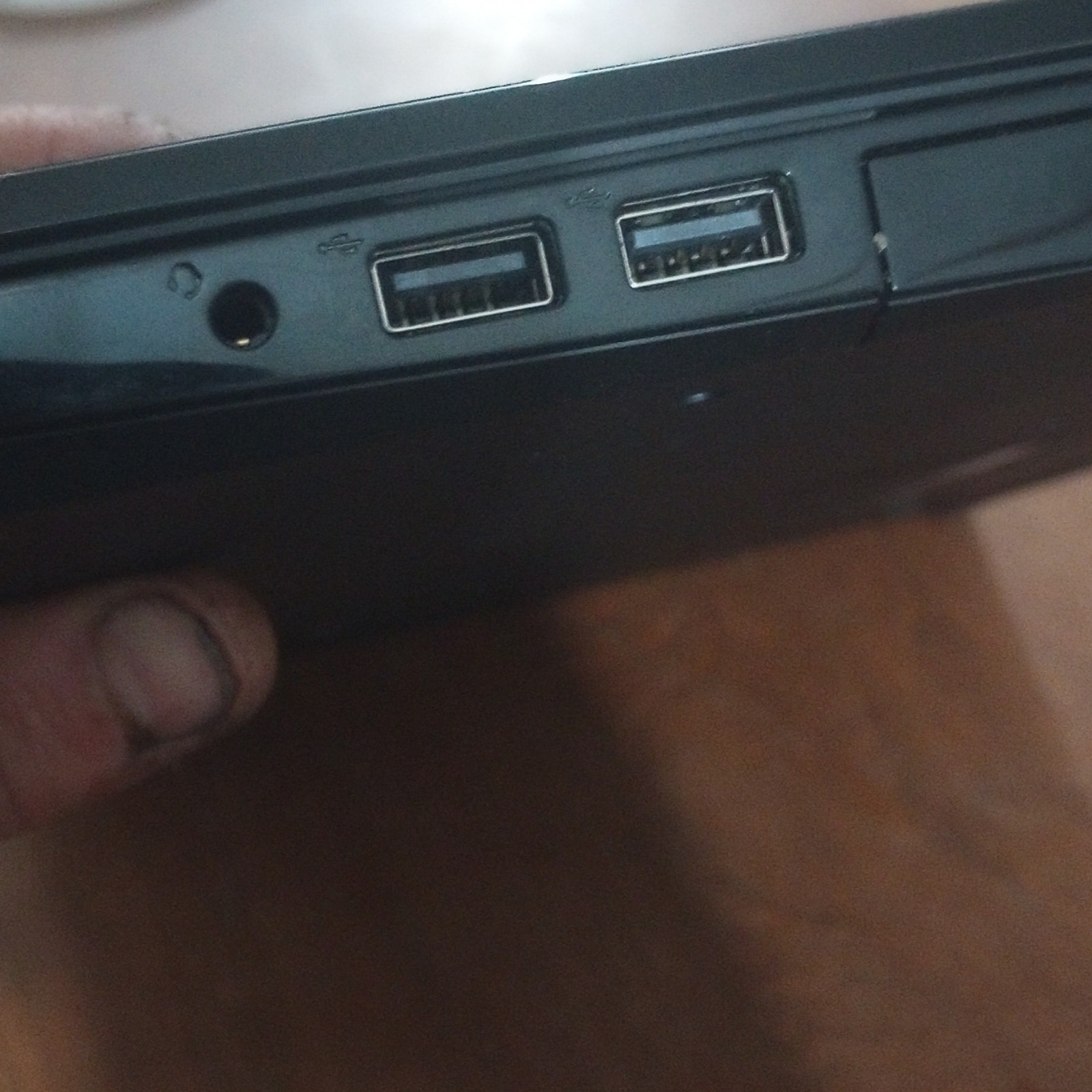 Dell Inspiron 15 5100 15.6″ Black Intel 2.0GHz 4GB 500GB HDD Win10